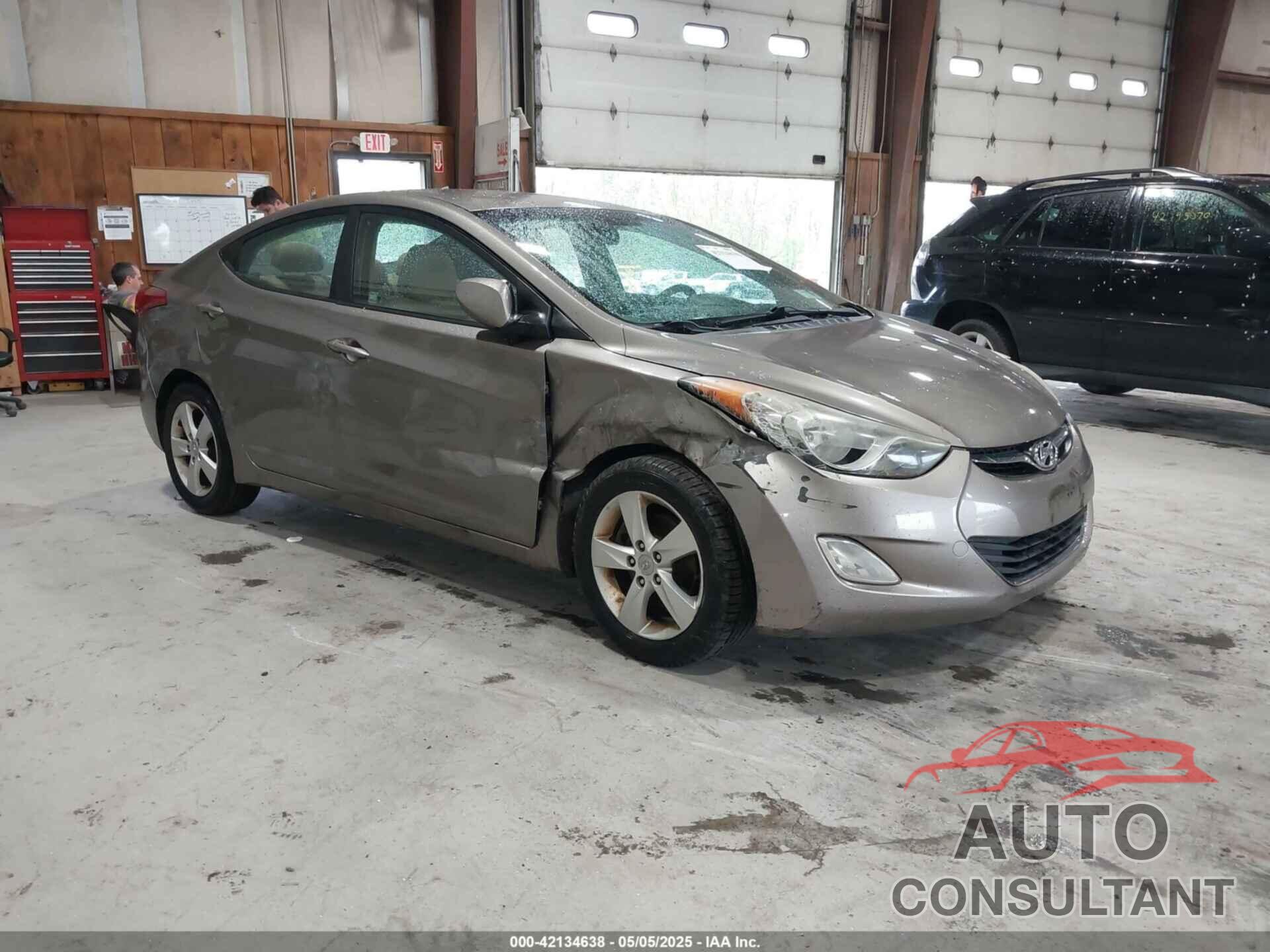 HYUNDAI ELANTRA 2012 - 5NPDH4AE5CH074551