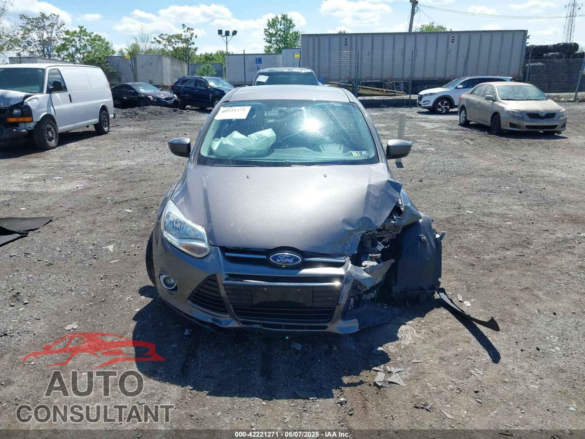 FORD FOCUS 2012 - 1FAHP3F2XCL265154