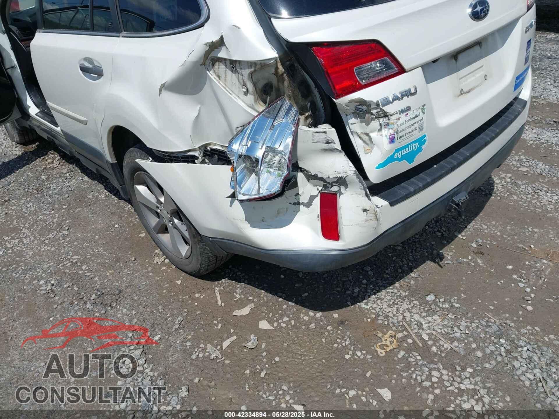 SUBARU OUTBACK 2014 - 4S4BRCPC6E3299365