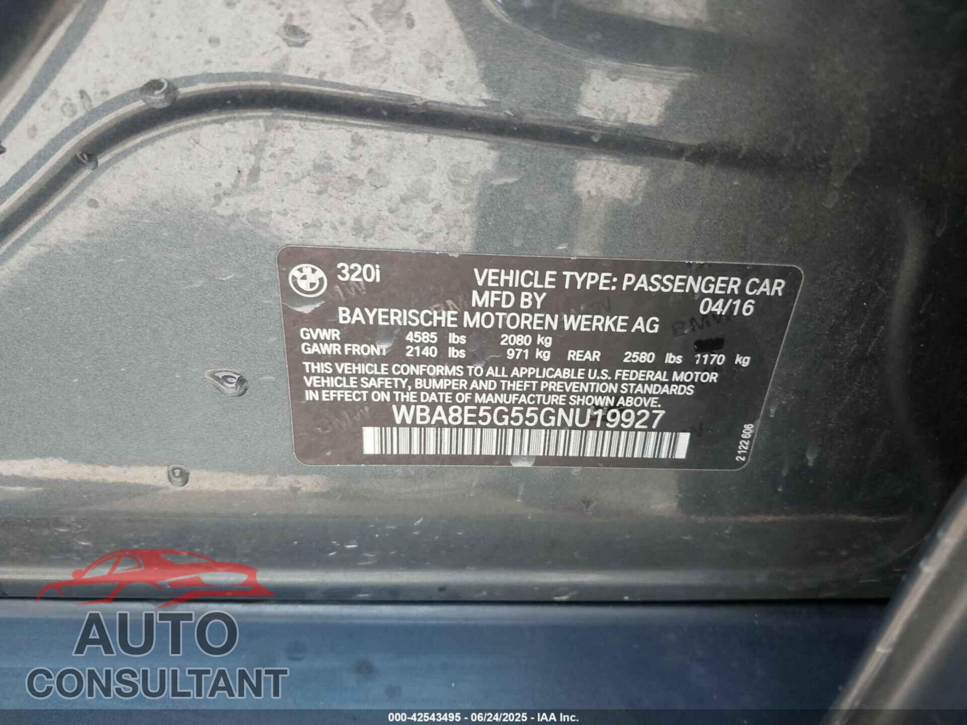 BMW 320I 2016 - WBA8E5G55GNU19927