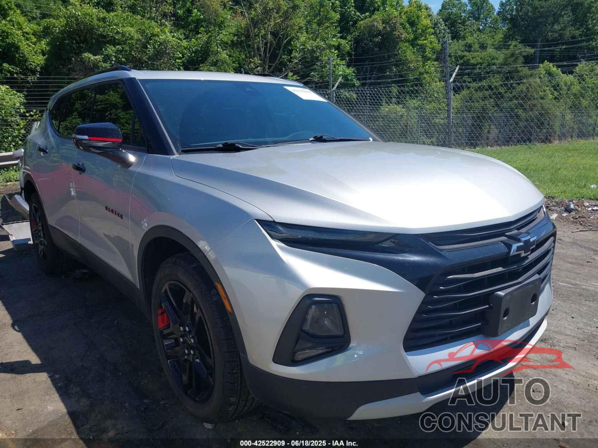 CHEVROLET BLAZER 2021 - 3GNKBDR42MS529679