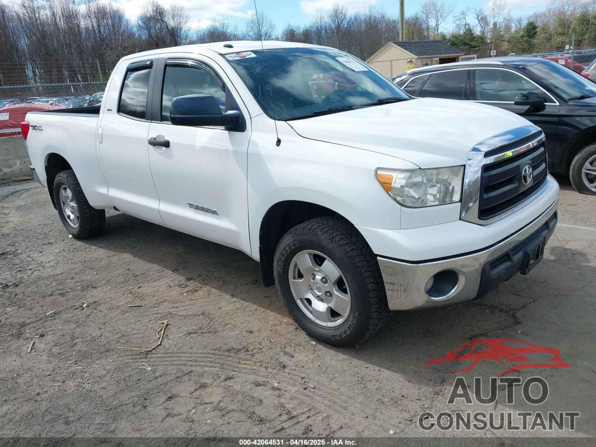 TOYOTA TUNDRA 2013 - 5TFUM5F17DX045310