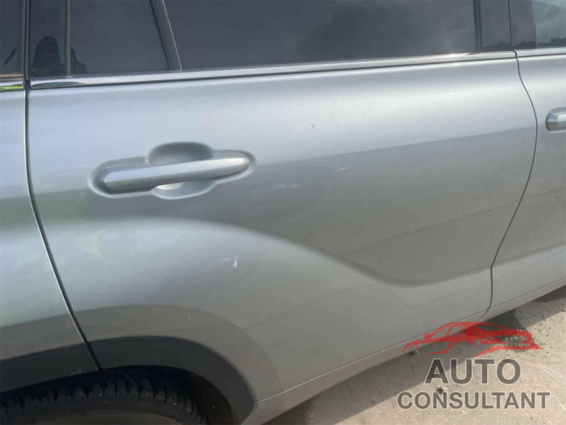 TOYOTA HIGHLANDER 2021 - 5TDHARAH5MS509092