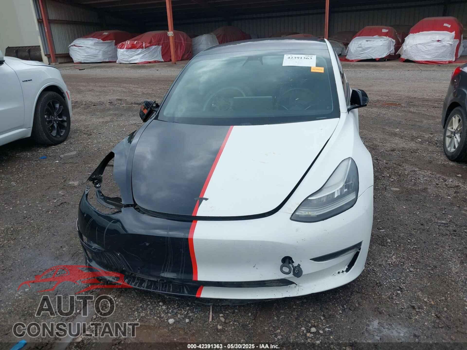 TESLA MODEL 3 2018 - 5YJ3E1EB3JF144367