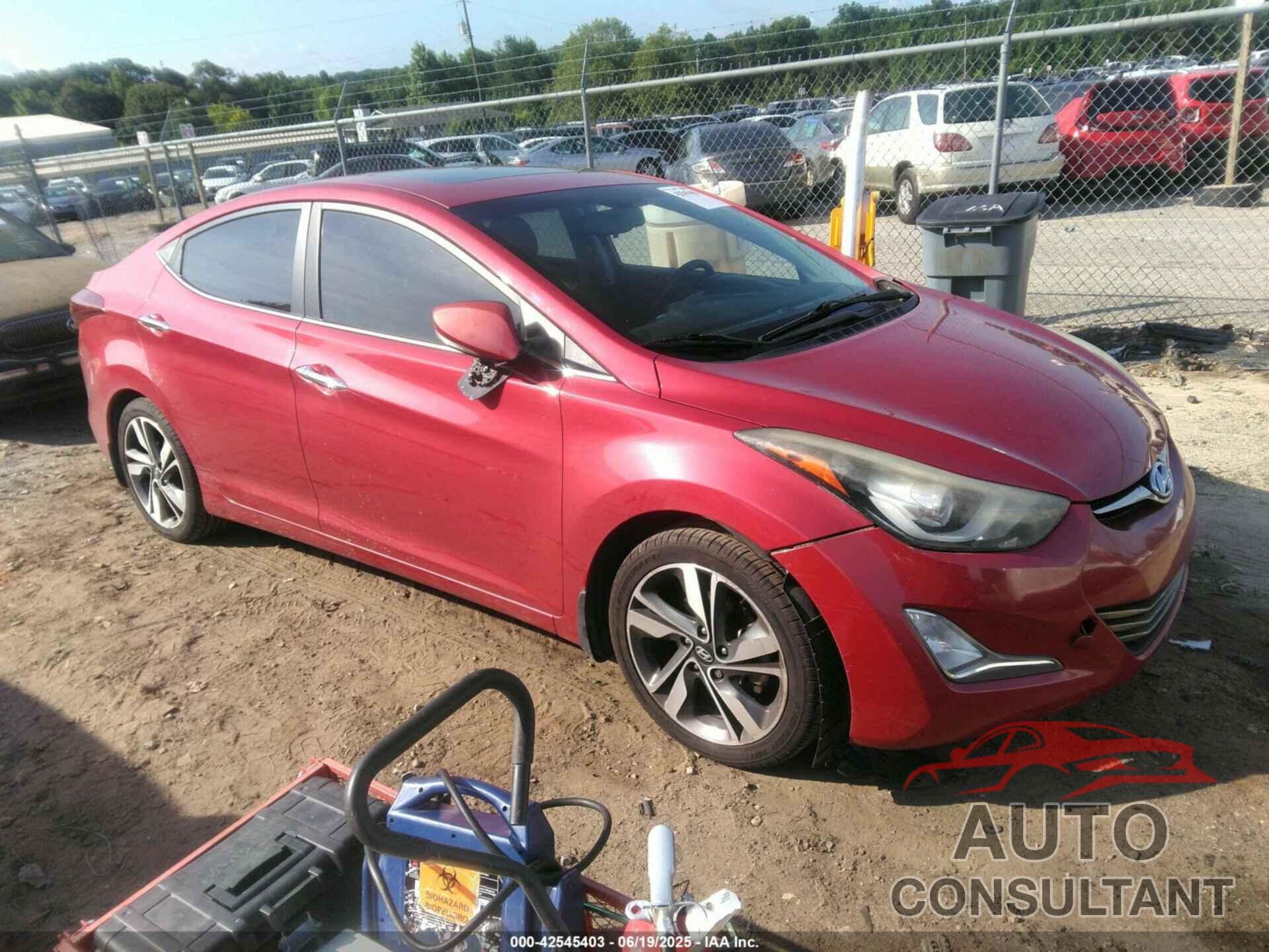 HYUNDAI ELANTRA 2015 - KMHDH4AE3FU321829