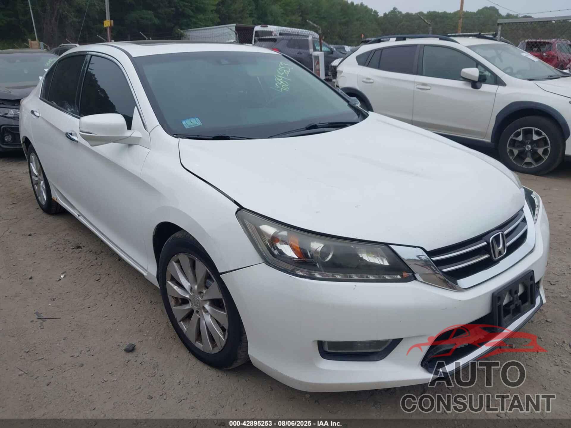 HONDA ACCORD 2013 - 1HGCR3F88DA003389