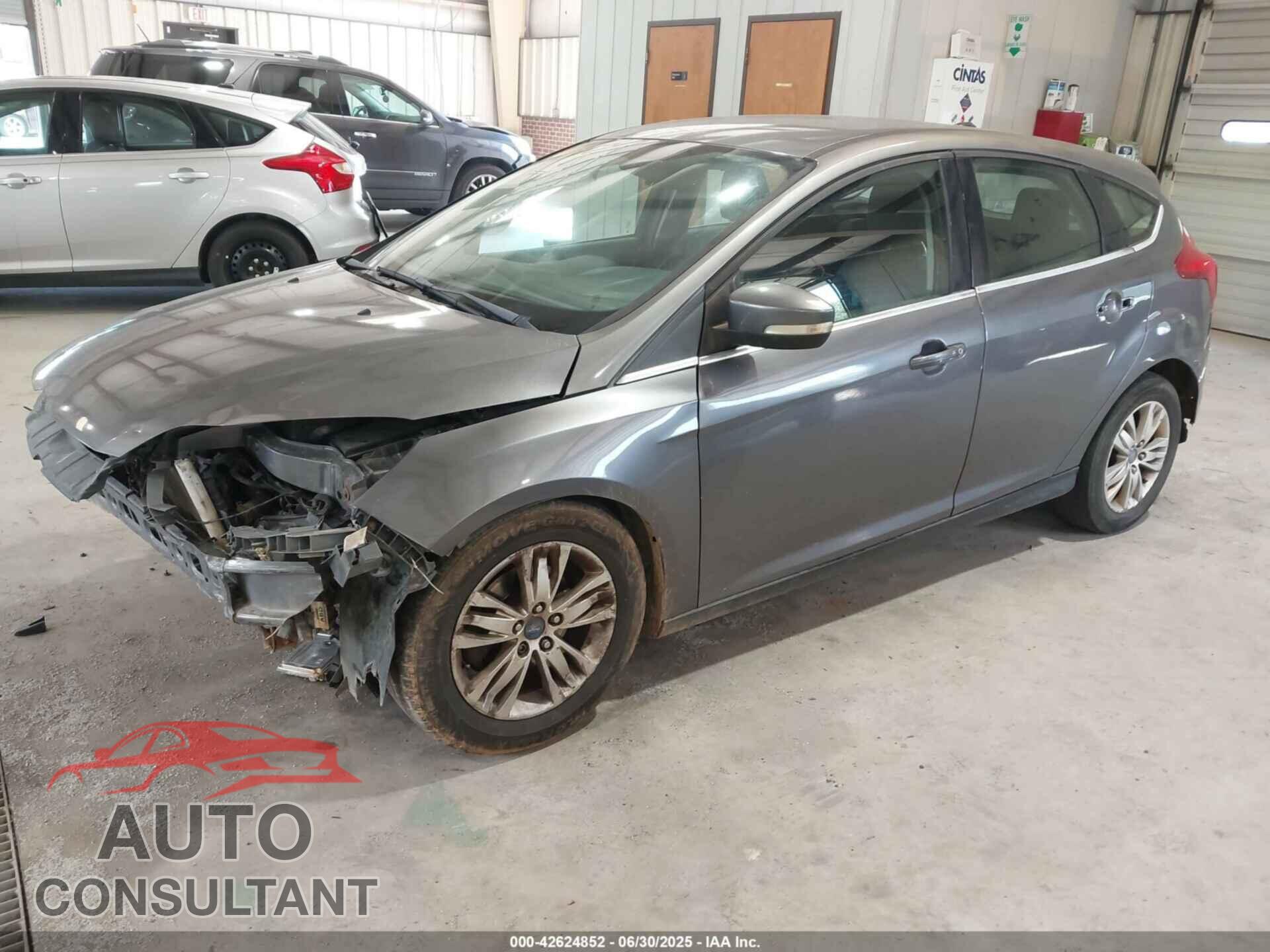 FORD FOCUS 2012 - 1FAHP3M26CL216682