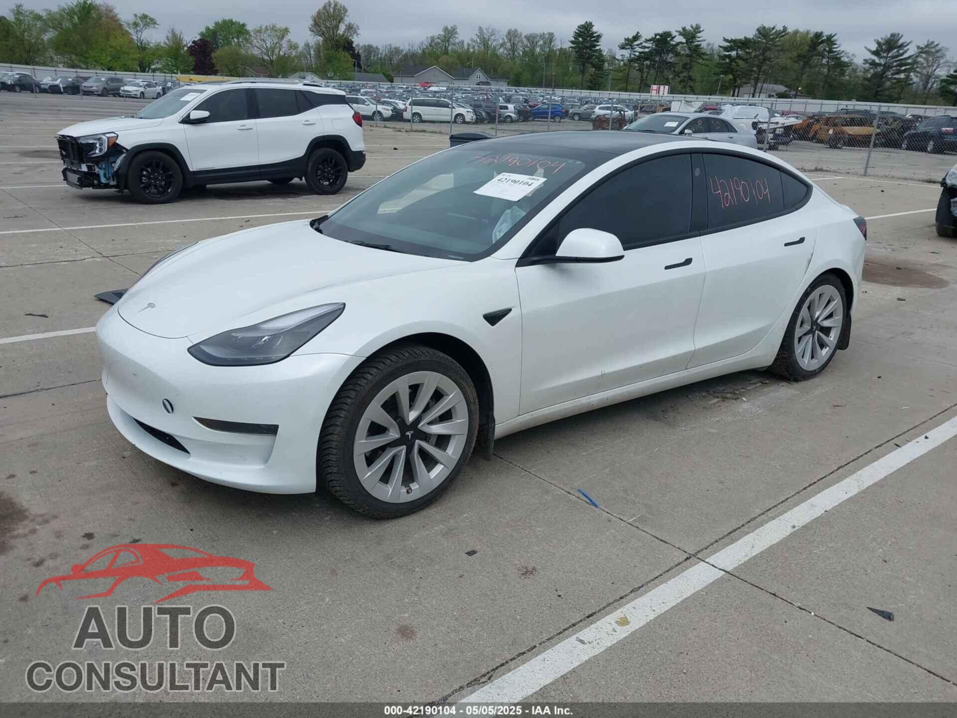 TESLA MODEL 3 2023 - 5YJ3E1EA3PF563240