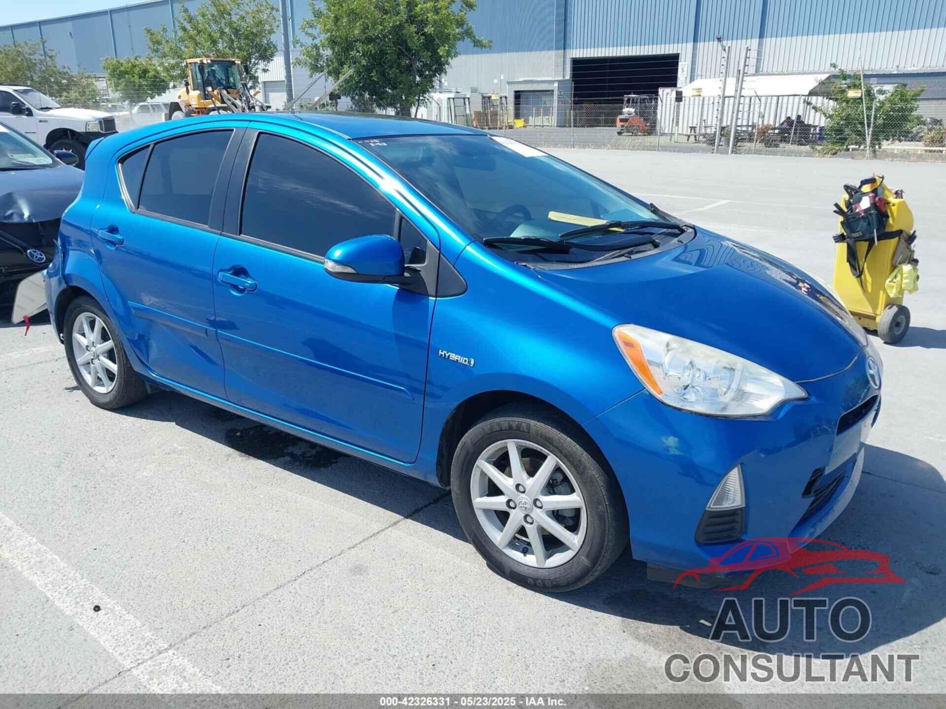 TOYOTA PRIUS C 2013 - JTDKDTB35D1050141
