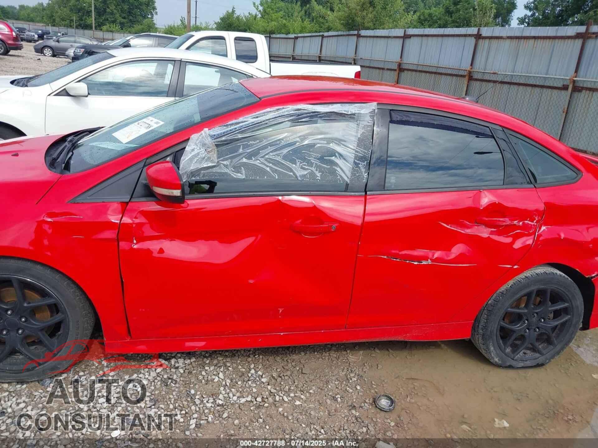 FORD FOCUS 2016 - 1FADP3F20GL251624