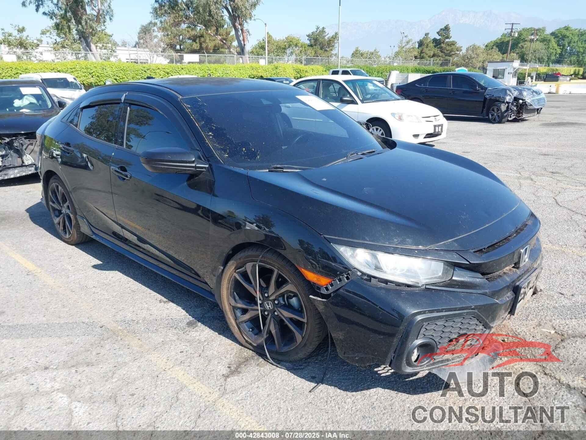 HONDA CIVIC 2019 - SHHFK7H48KU411962