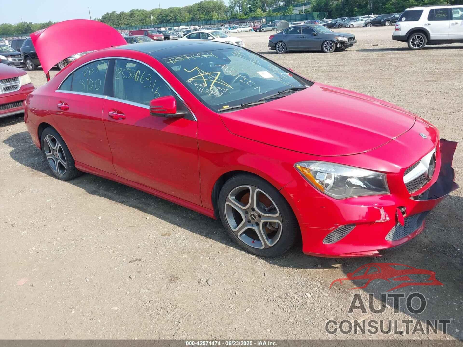 MERCEDES-BENZ CLA 250 2018 - WDDSJ4GB8JN548438