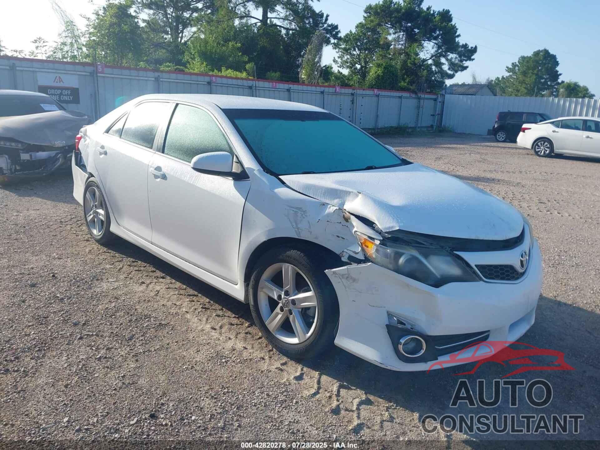 TOYOTA CAMRY 2014 - 4T1BF1FK1EU810593