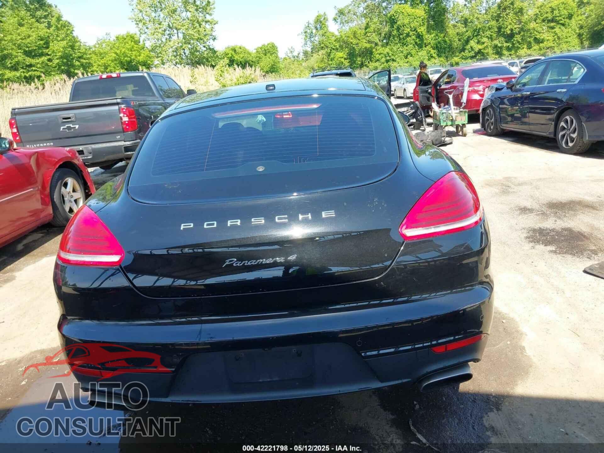PORSCHE PANAMERA 2014 - WP0AA2A70EL009084