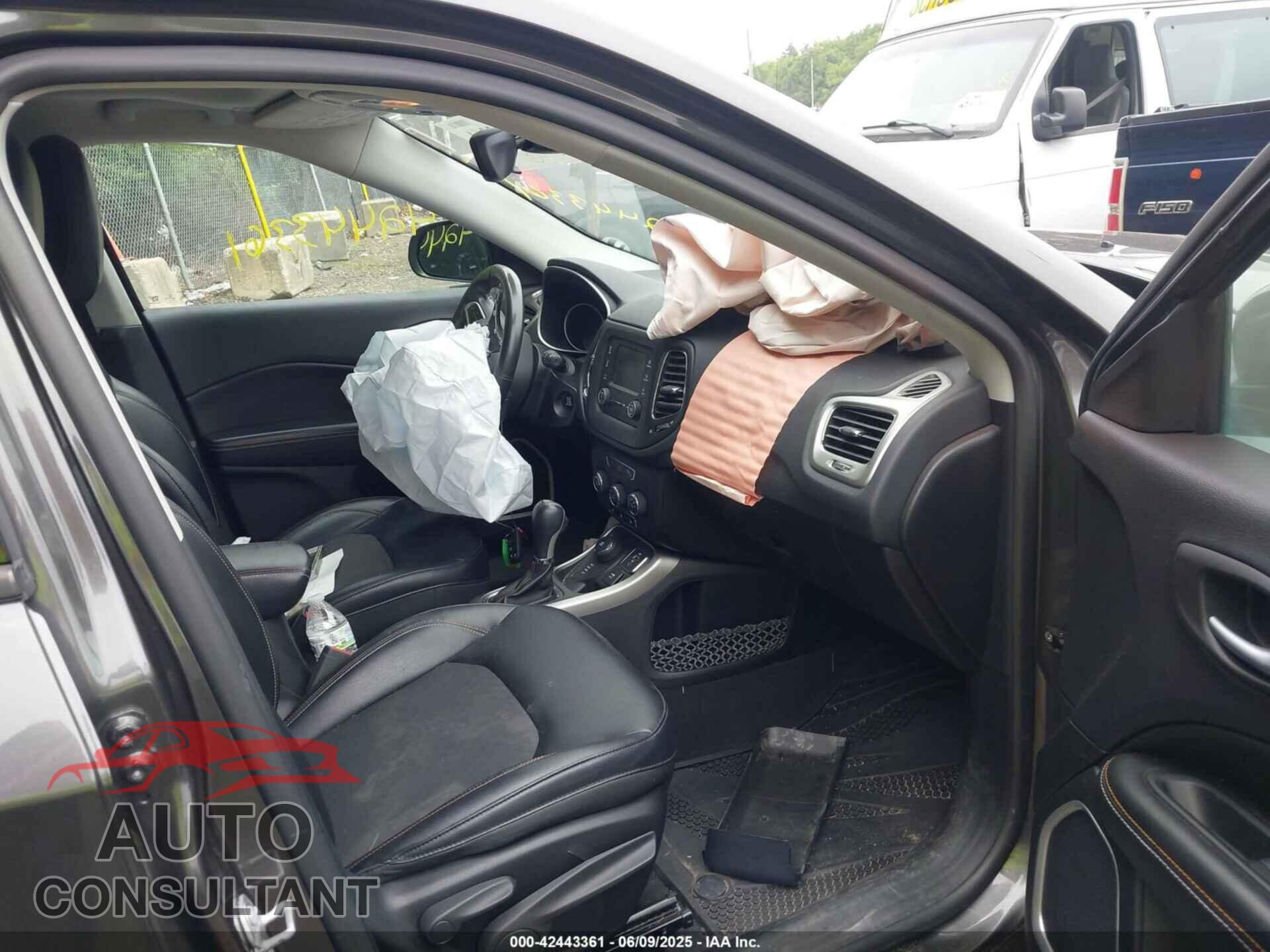 JEEP NEW COMPASS 2017 - 3C4NJDBB4HT641045
