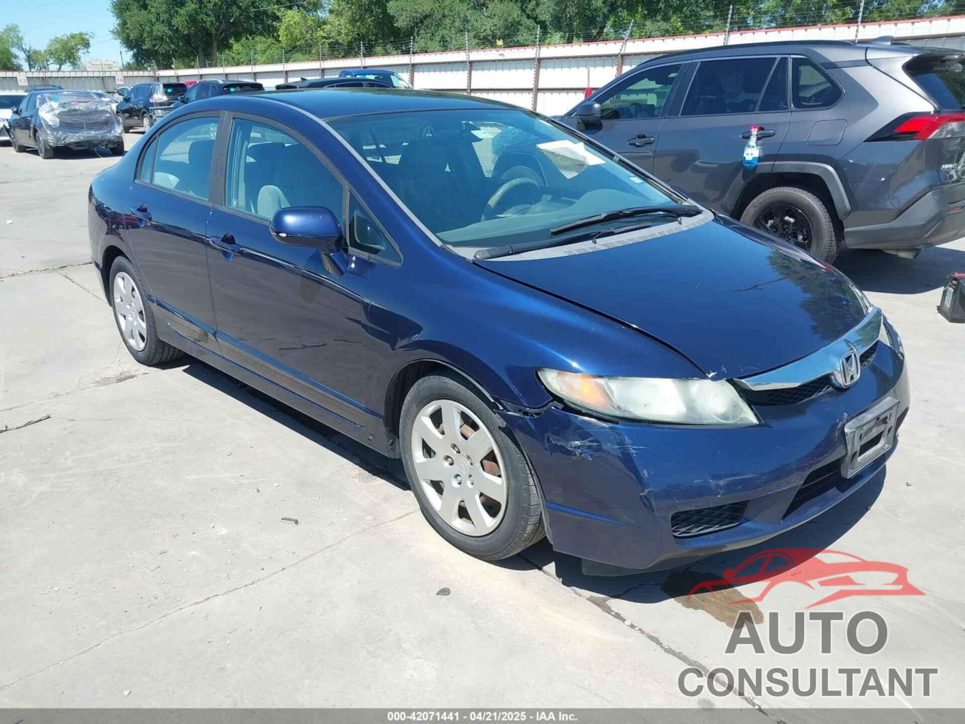 HONDA CIVIC 2009 - 19XFA16579E050754
