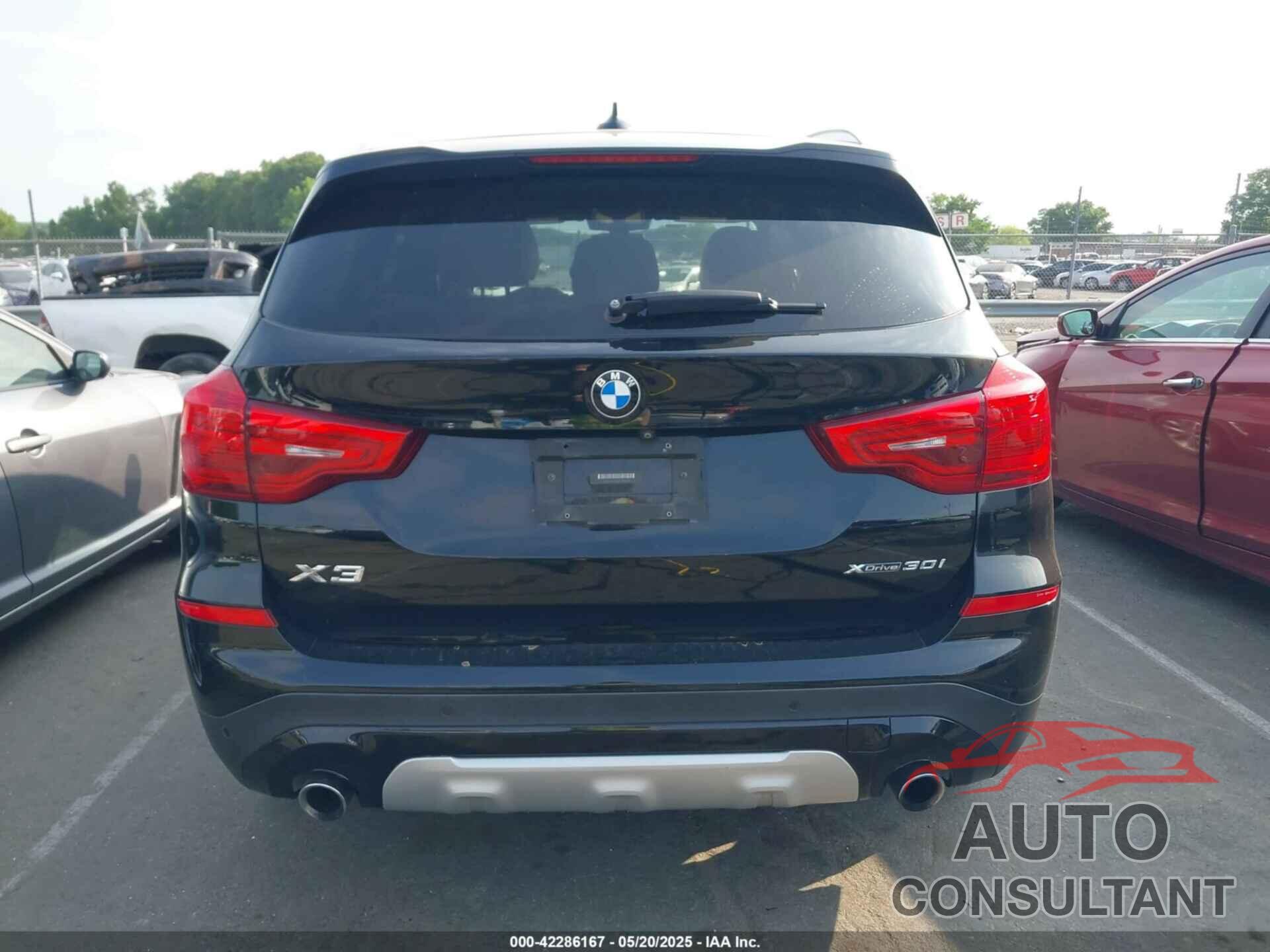 BMW X3 2019 - 5UXTR9C55KLE15302