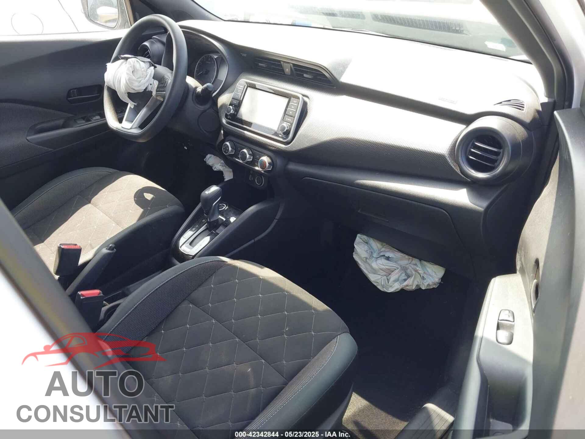 NISSAN KICKS 2020 - 3N1CP5BV7LL512251