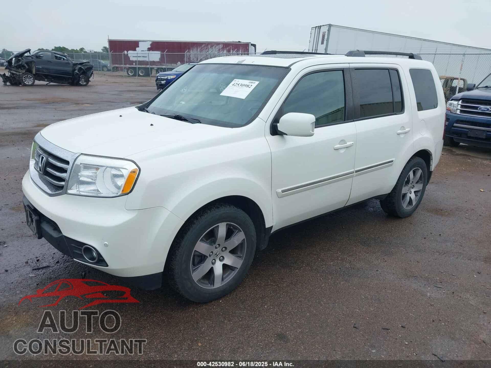 HONDA PILOT 2013 - 5FNYF4H98DB009449