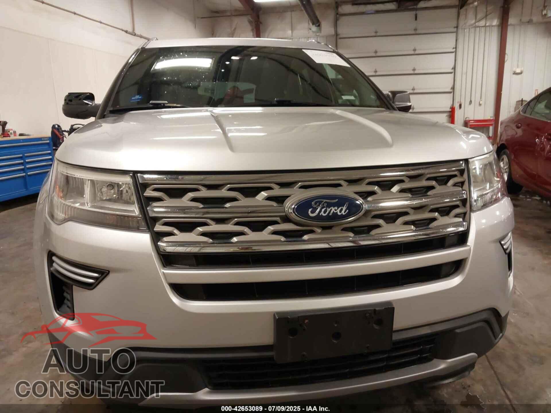 FORD EXPLORER 2018 - 1FM5K7D8XJGB89981