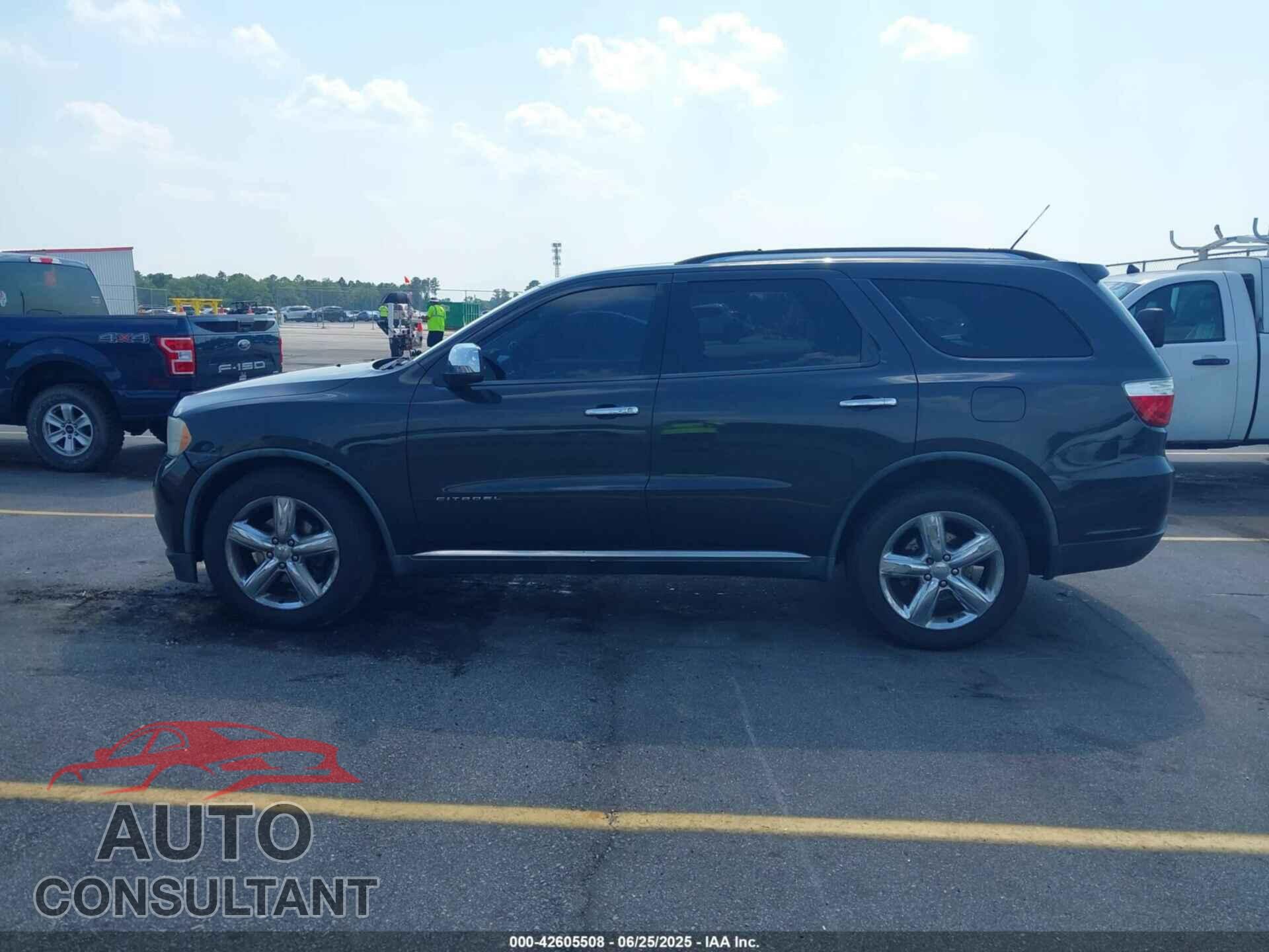 DODGE DURANGO 2011 - 1D4SD5GT9BC688367