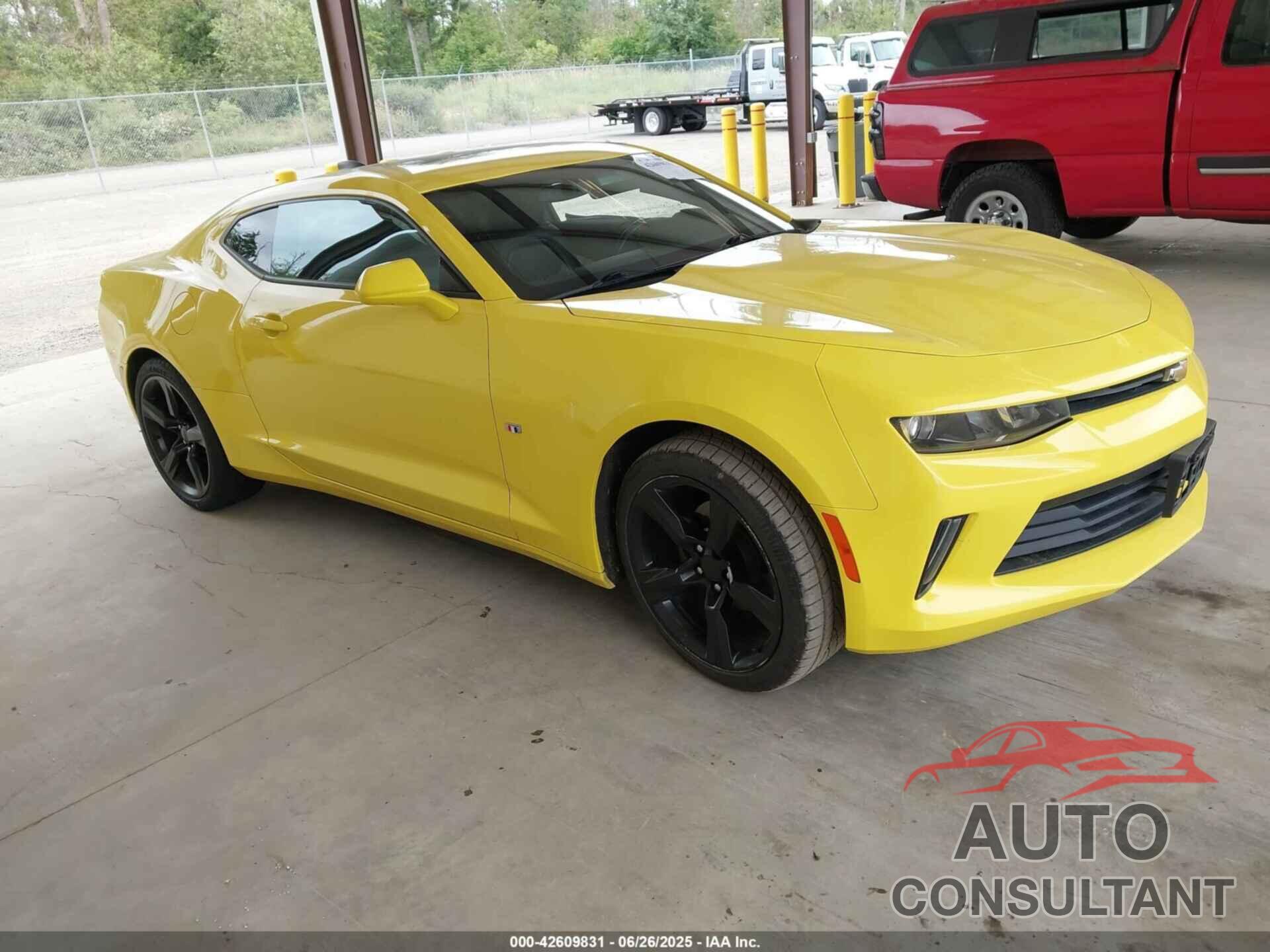 CHEVROLET CAMARO 2017 - 1G1FD1RX7H0141320