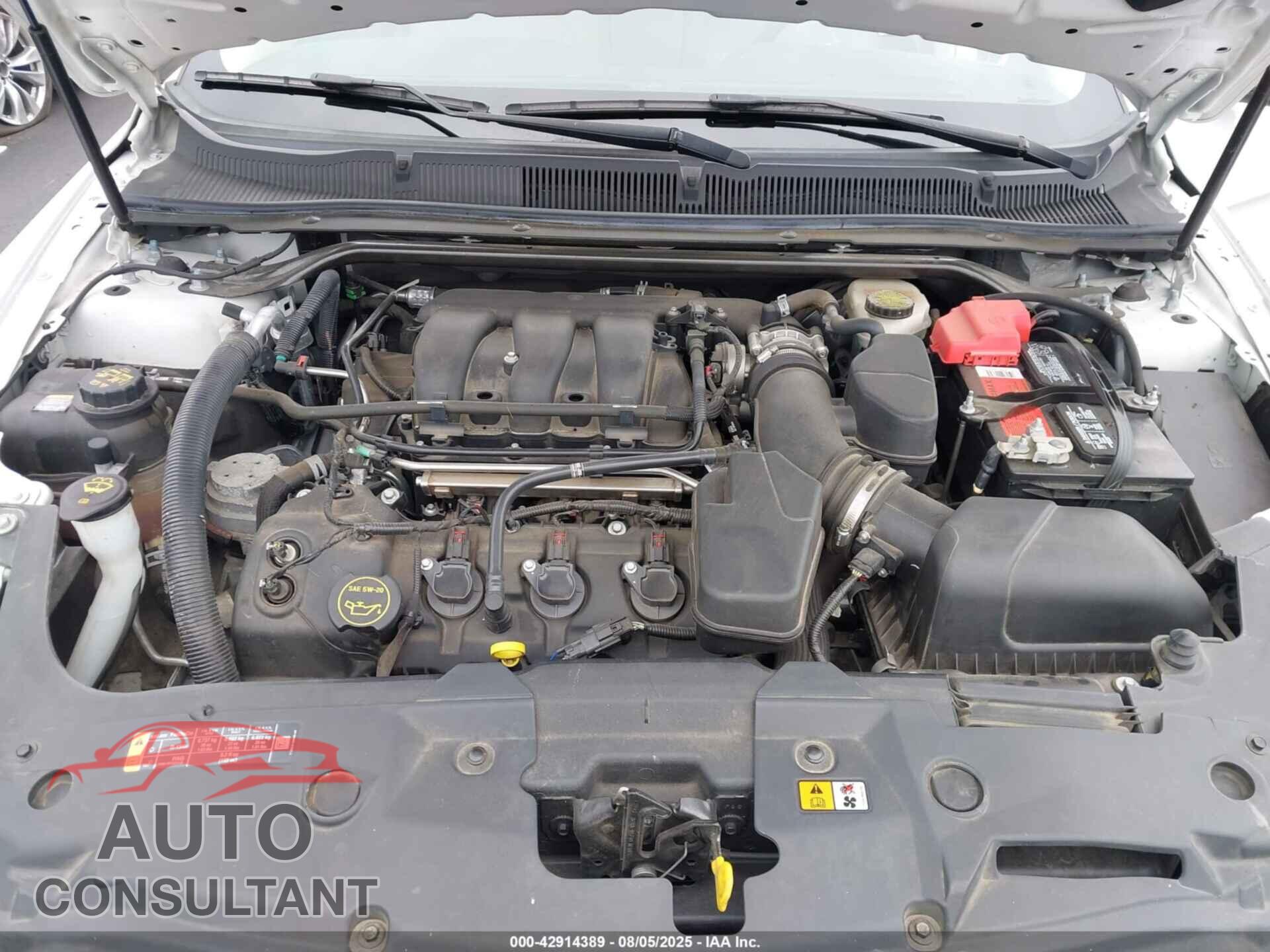 FORD TAURUS 2014 - 1FAHP2E88EG181569