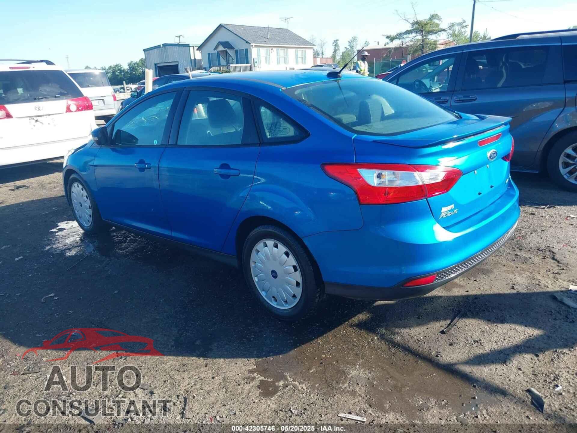 FORD FOCUS 2012 - 1FAHP3F2XCL327992