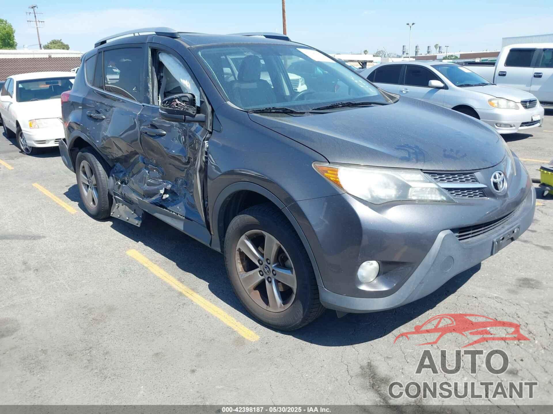 TOYOTA RAV4 2015 - JTMWFREV9FJ039223