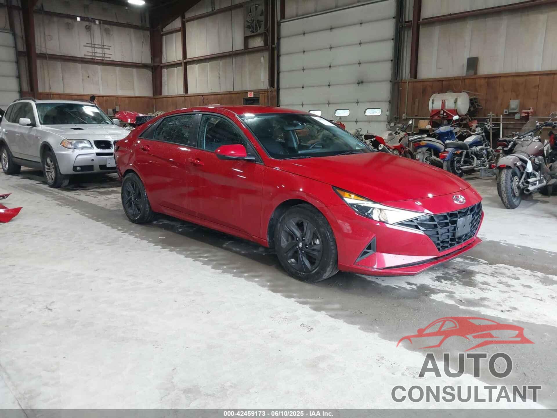 HYUNDAI ELANTRA 2023 - KMHLM4AG5PU434336