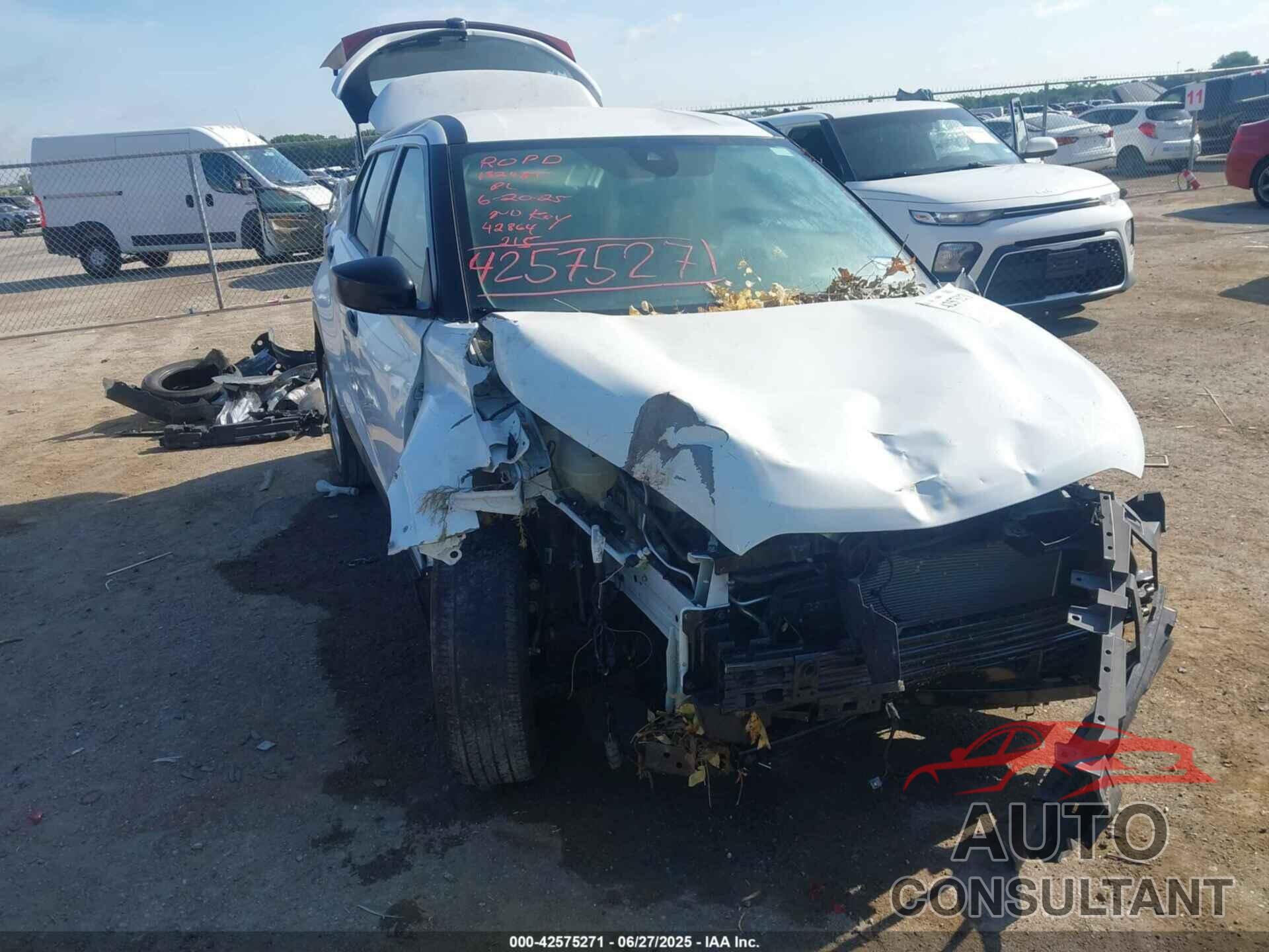 NISSAN KICKS 2023 - 3N1CP5BV4PL526646