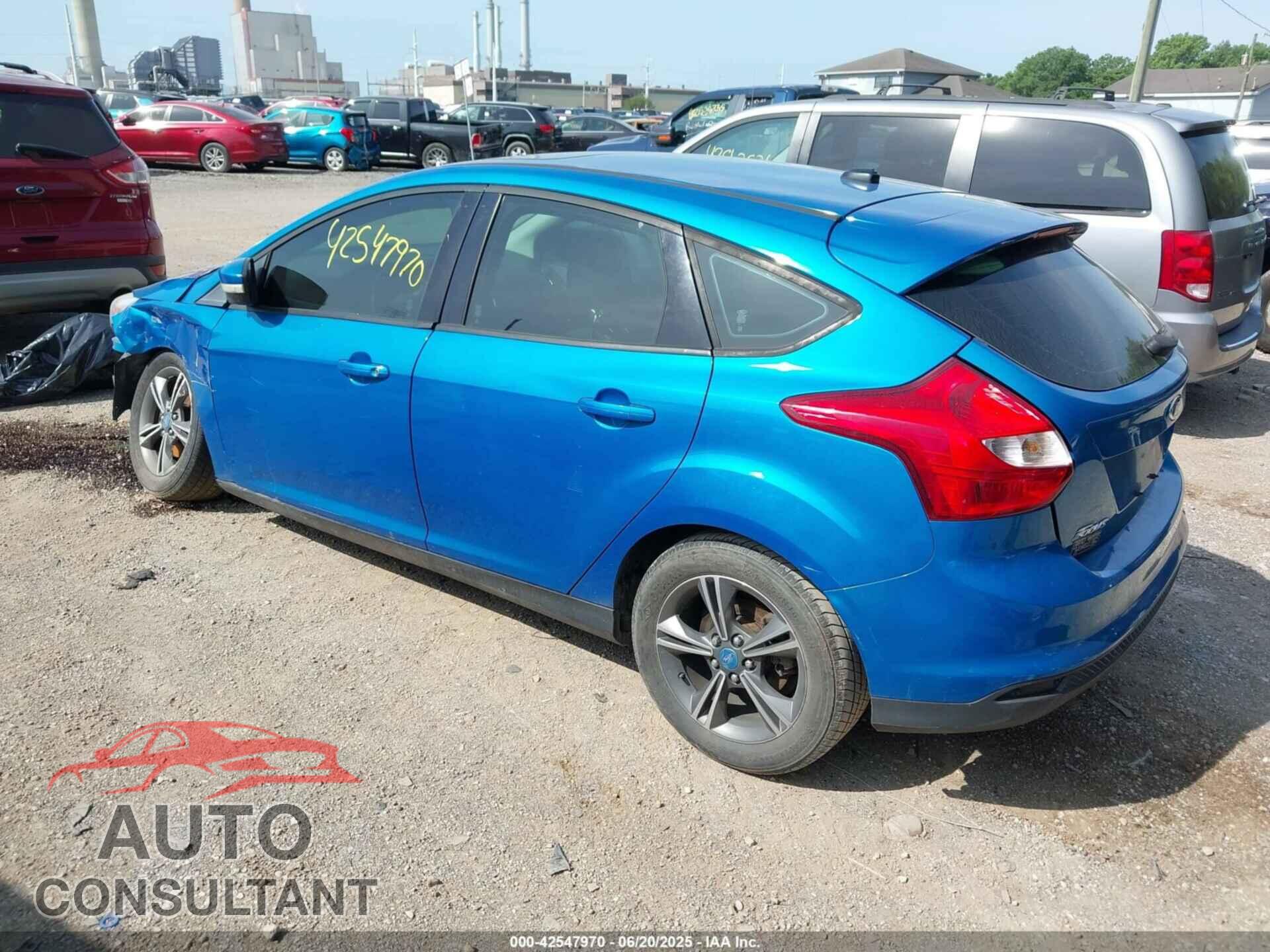 FORD FOCUS 2012 - 1FAHP3K2XCL139155