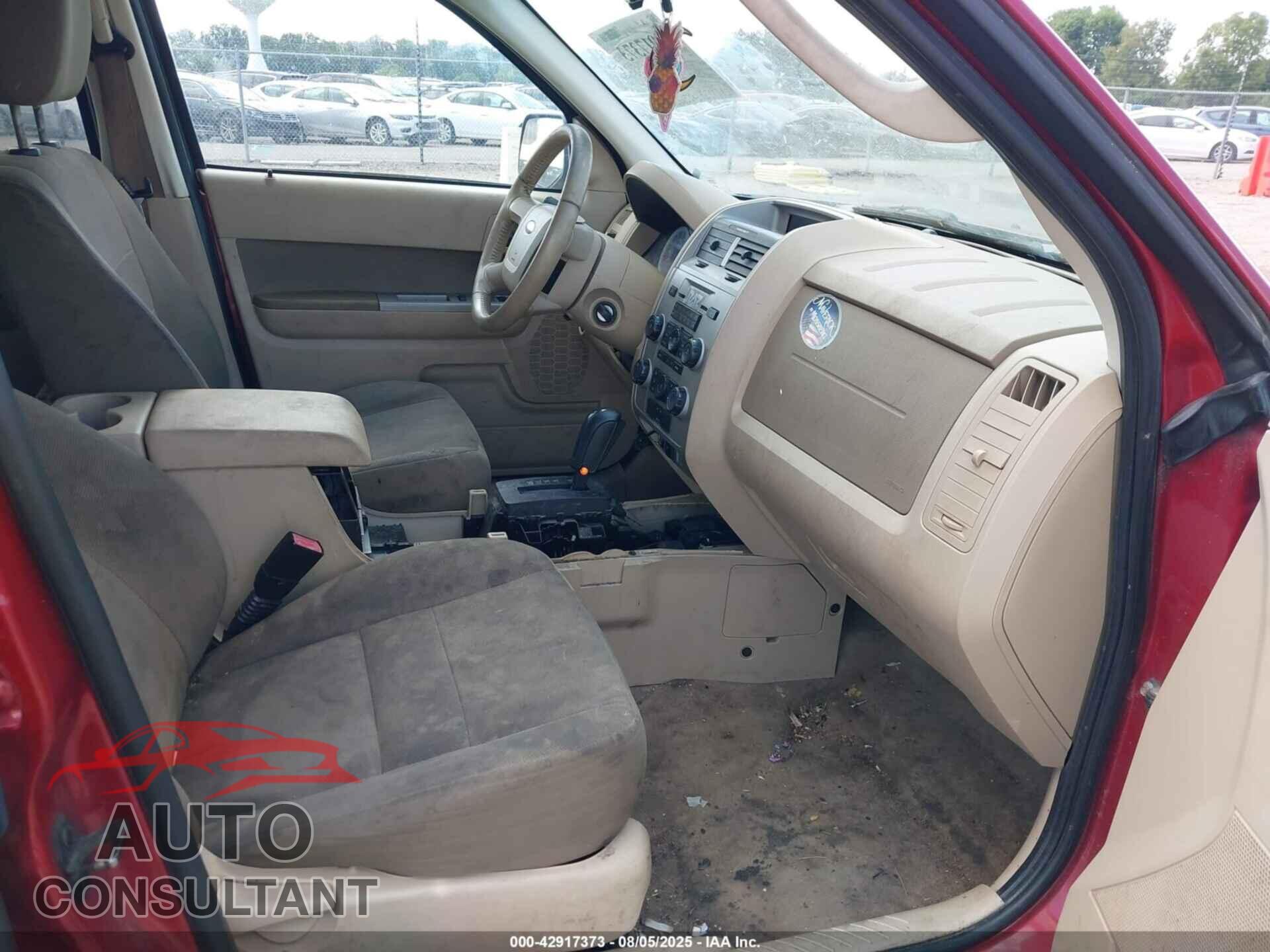 FORD ESCAPE 2010 - 1FMCU0D73AKB01205