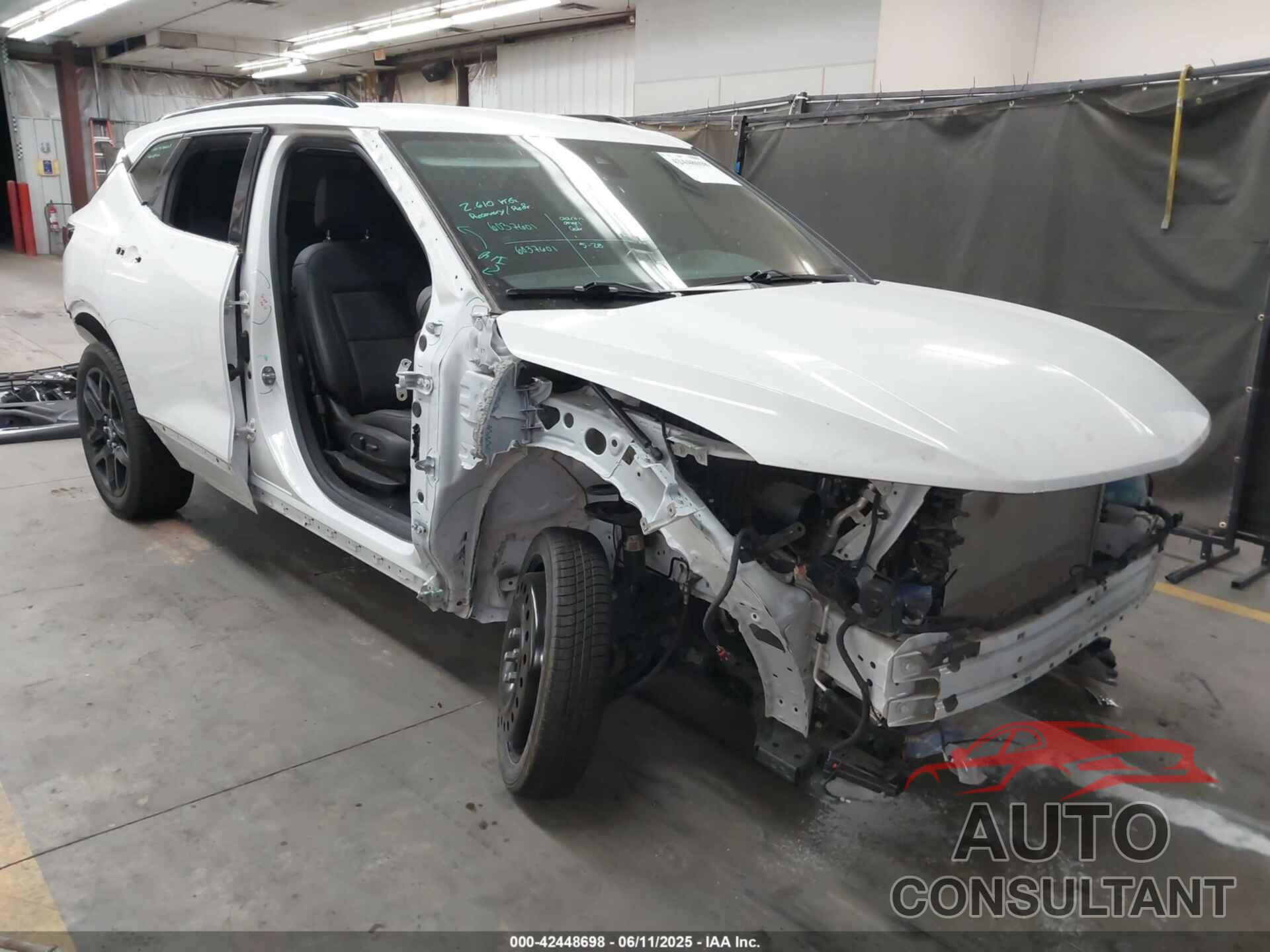 CHEVROLET BLAZER 2021 - 3GNKBDR44MS523334