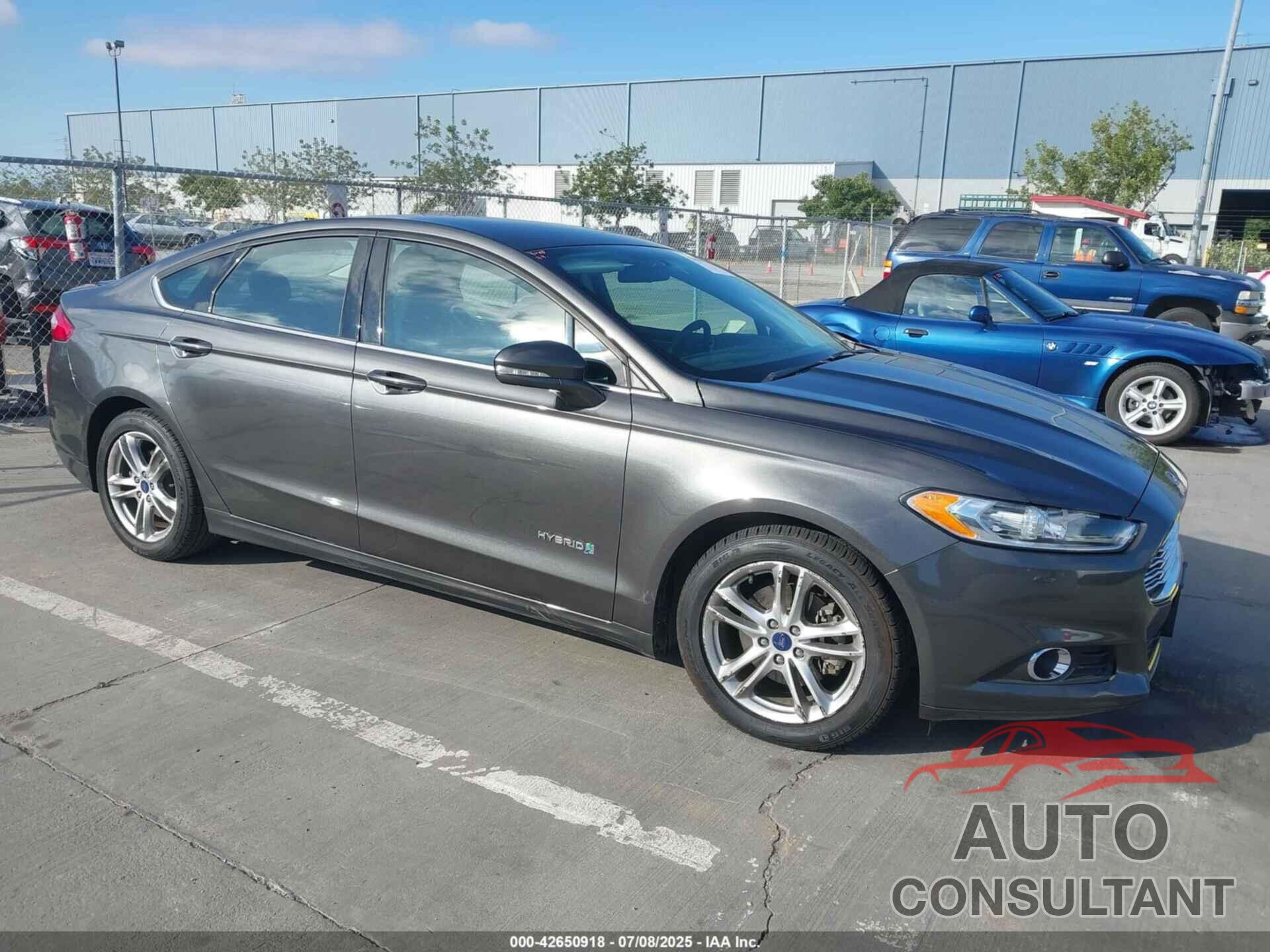 FORD FUSION HYBRID 2016 - 3FA6P0LU6GR145421