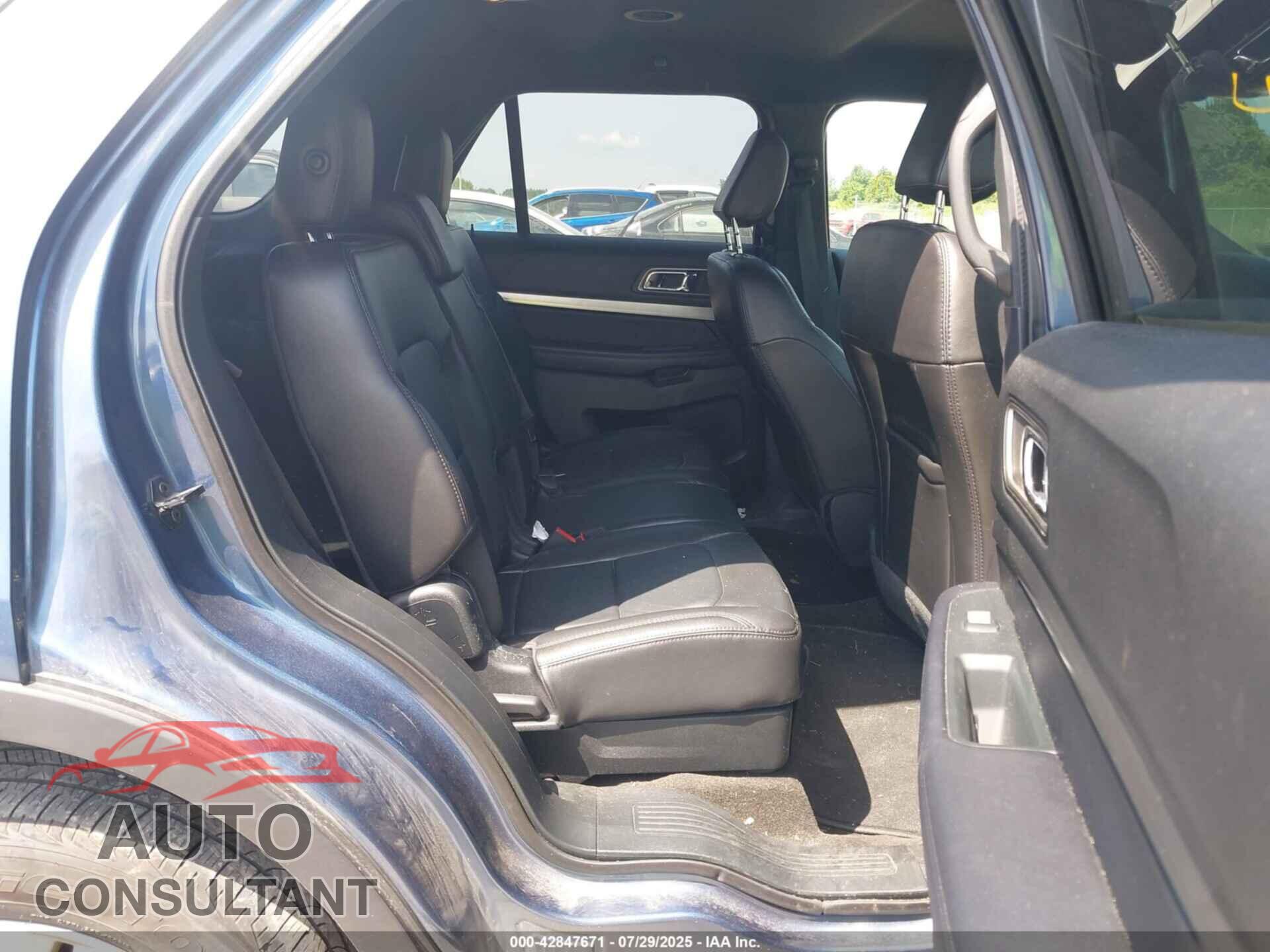 FORD EXPLORER 2018 - 1FM5K8D80JGB25244