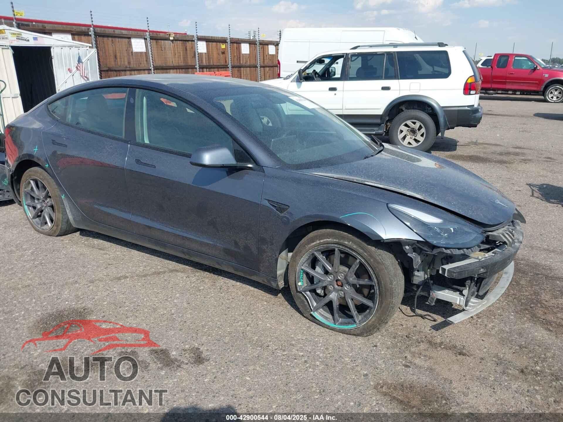 TESLA MODEL 3 2021 - 5YJ3E1EB5MF902441