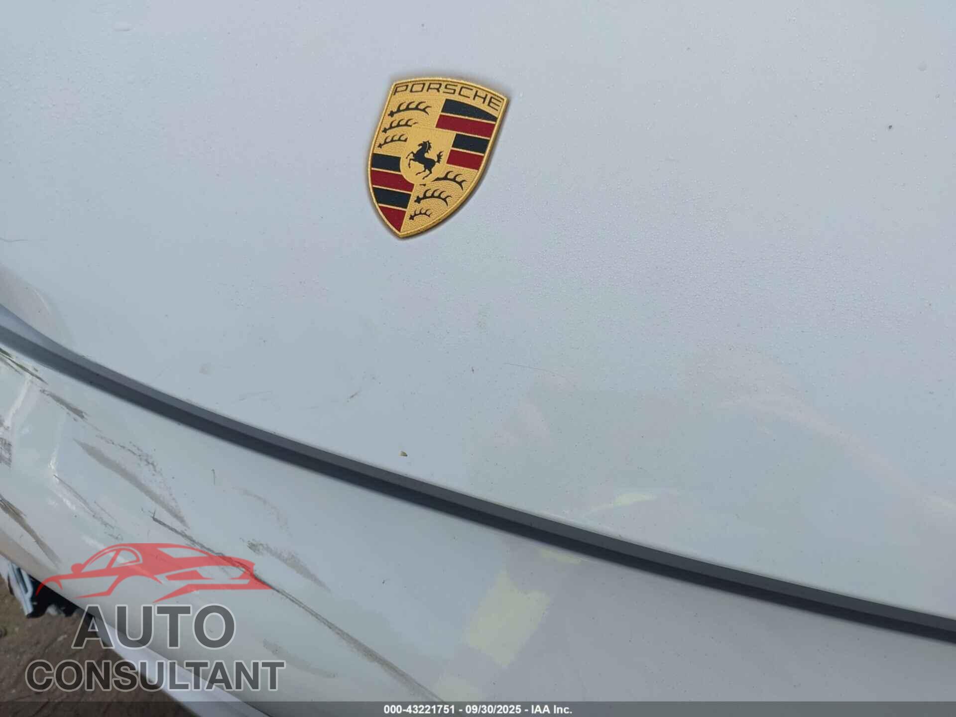 PORSCHE CAYENNE 2016 - WP1AB2A22GLA96716