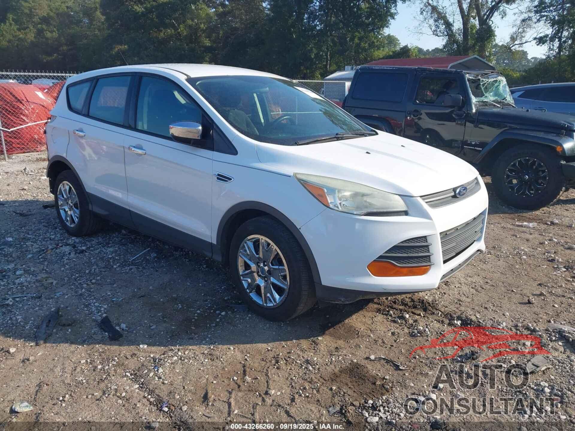 FORD ESCAPE 2013 - 1FMCU0F74DUB02224