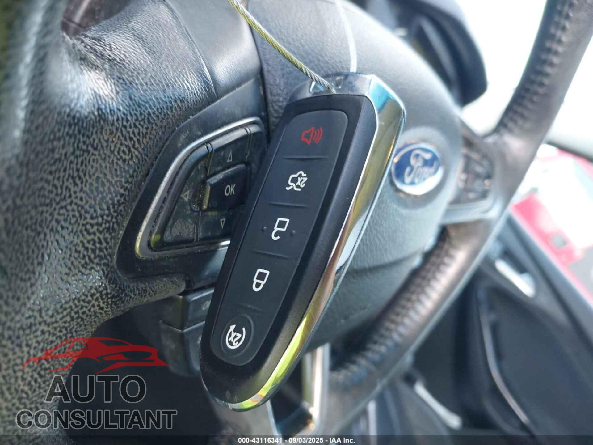 FORD FOCUS 2016 - 1FADP3N2XGL200603