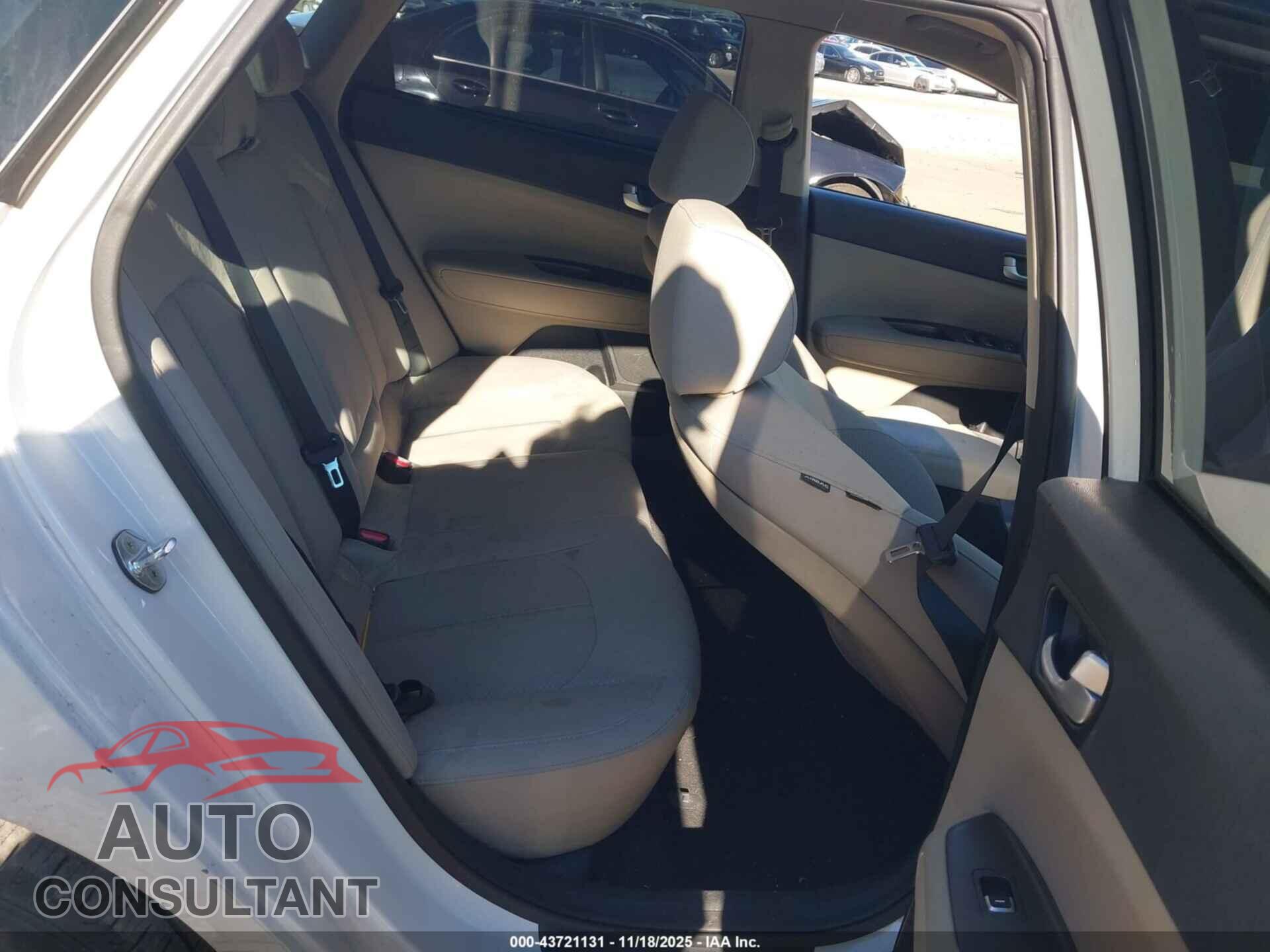 KIA OPTIMA 2016 - 5XXGT4L34GG019100