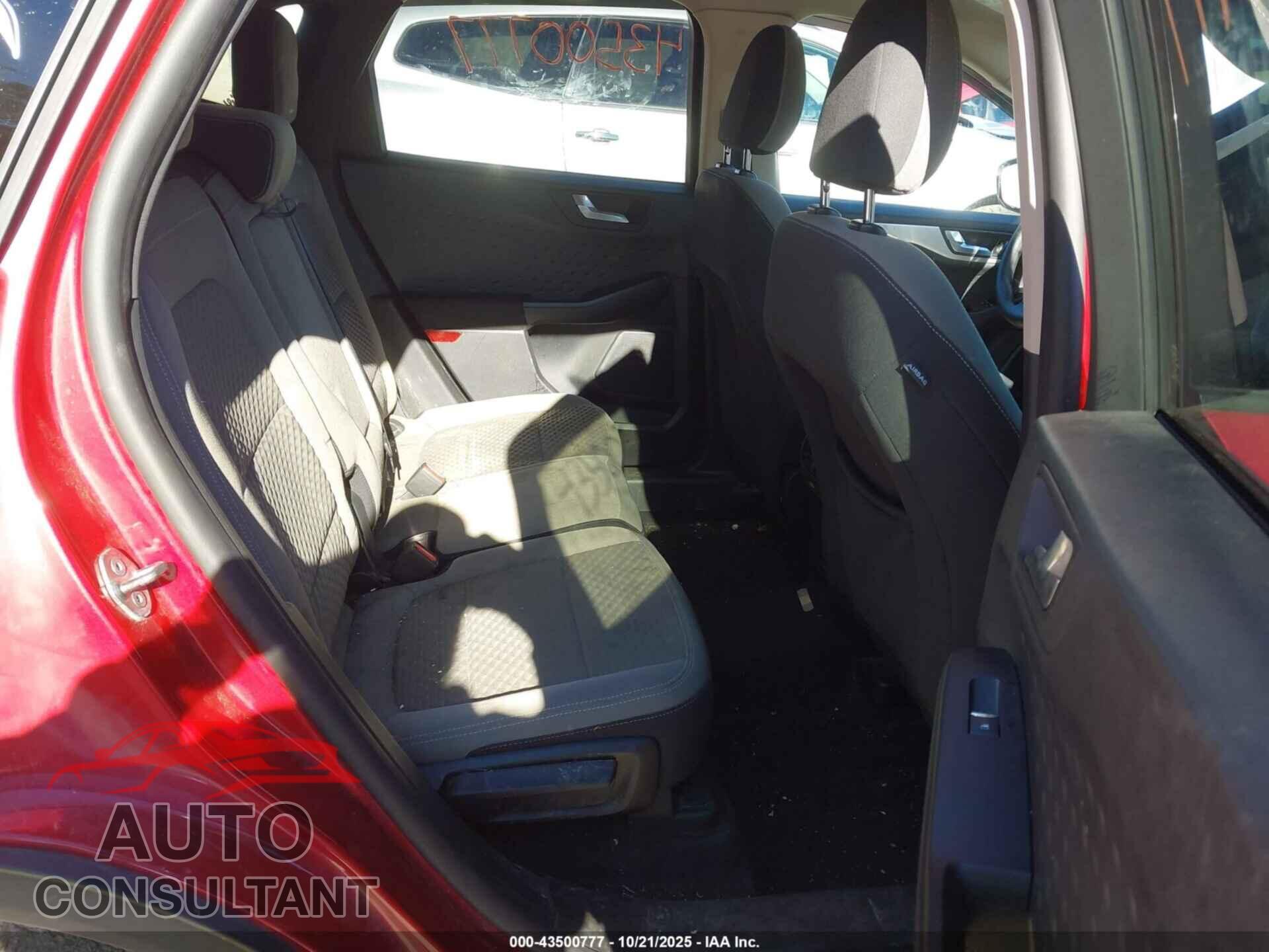 FORD ESCAPE 2020 - 1FMCU9G61LUA82636