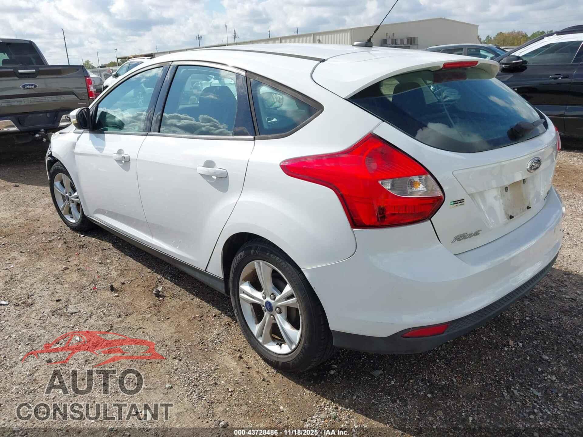 FORD FOCUS 2014 - 1FADP3K22EL400604
