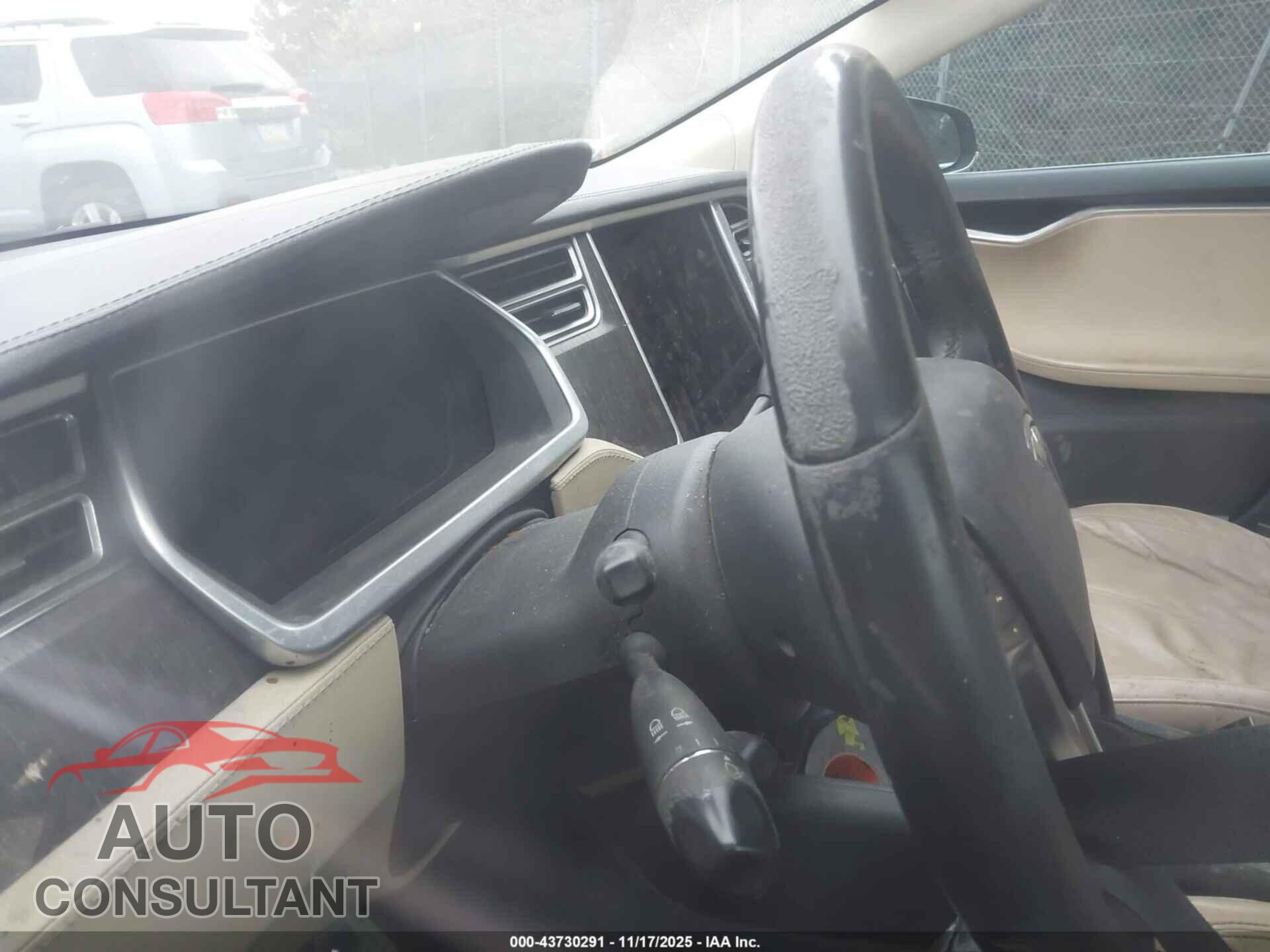 TESLA MODEL S 2013 - 5YJSA1AC5DFP11172