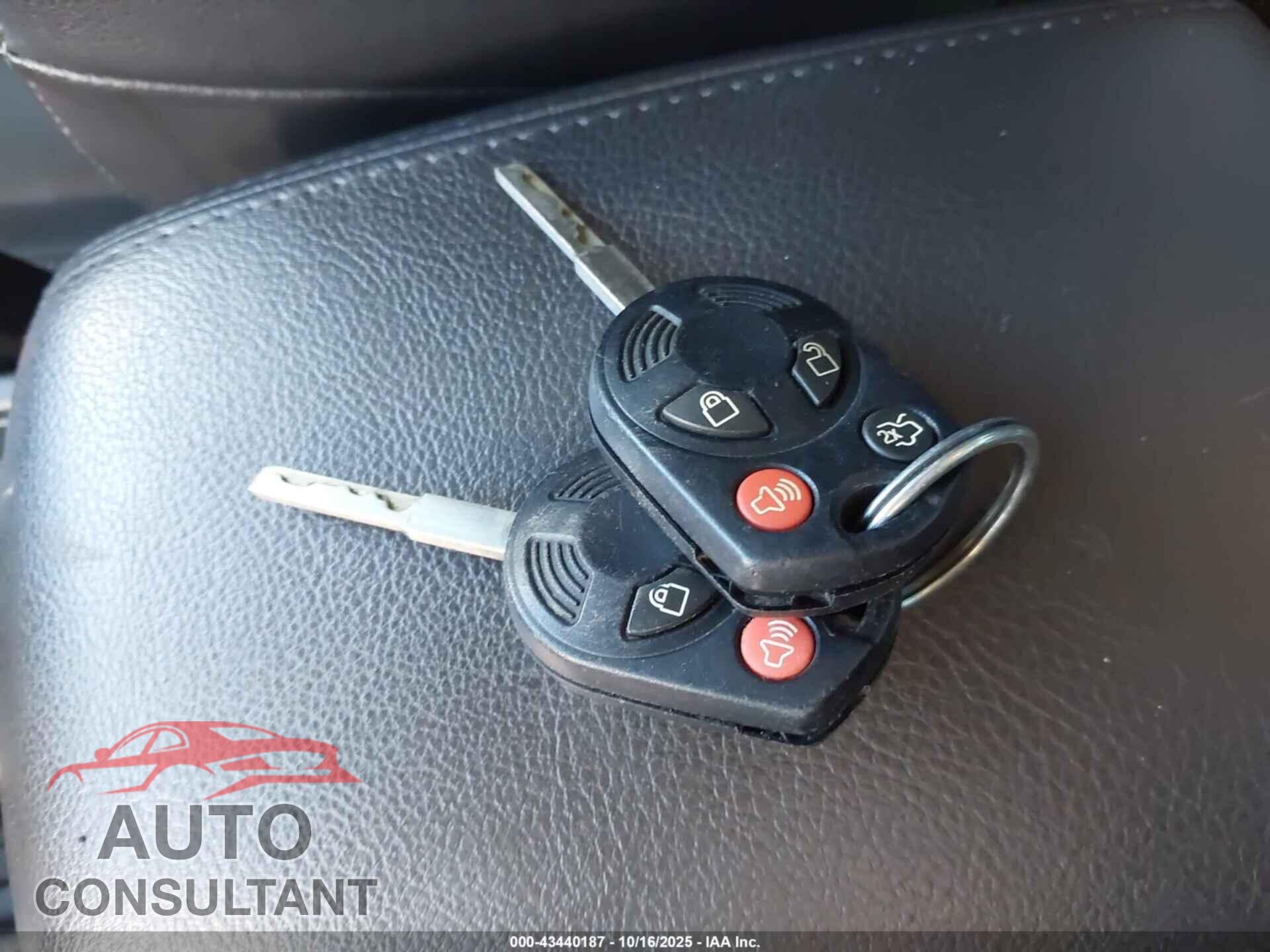 FORD FOCUS 2015 - 1FADP3F22FL274224