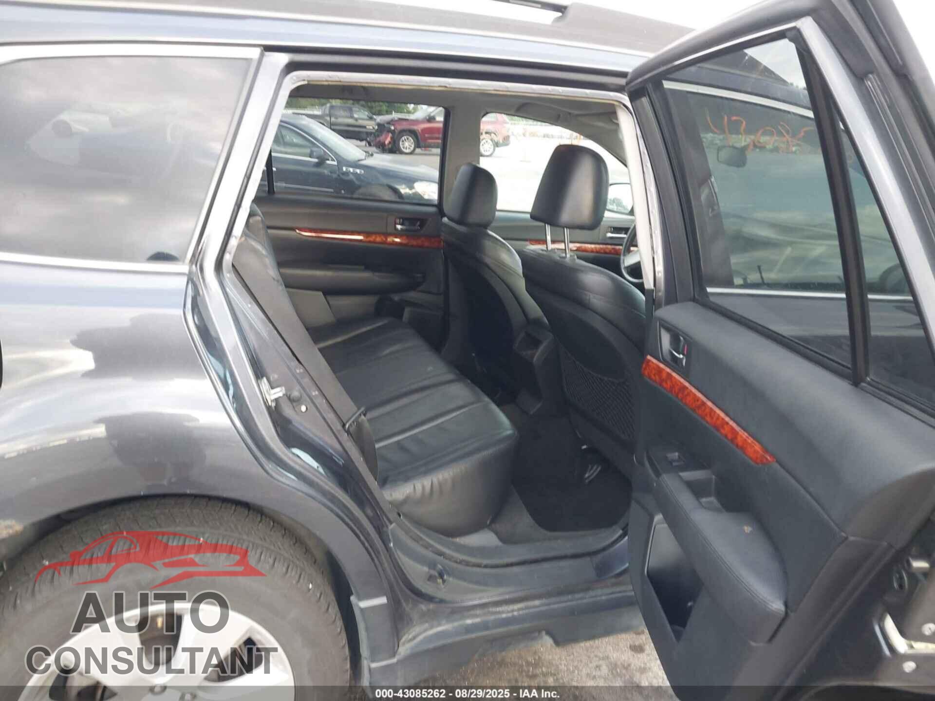 SUBARU OUTBACK 2011 - 4S4BRBLC8B3367922