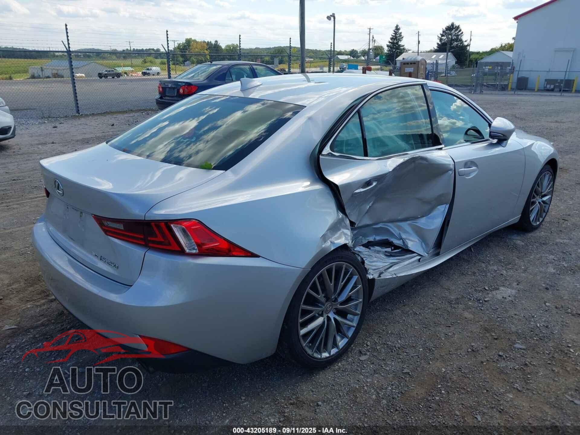 LEXUS IS 250 2015 - JTHCF1D28F5018575