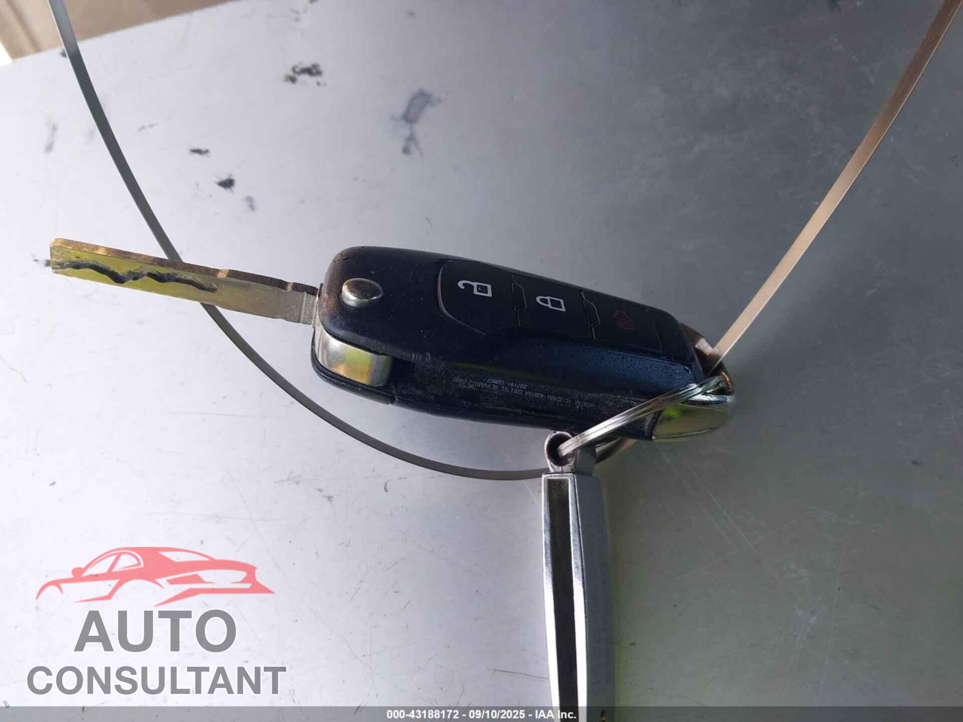 FORD ESCAPE 2020 - 1FMCU0F63LUA23956