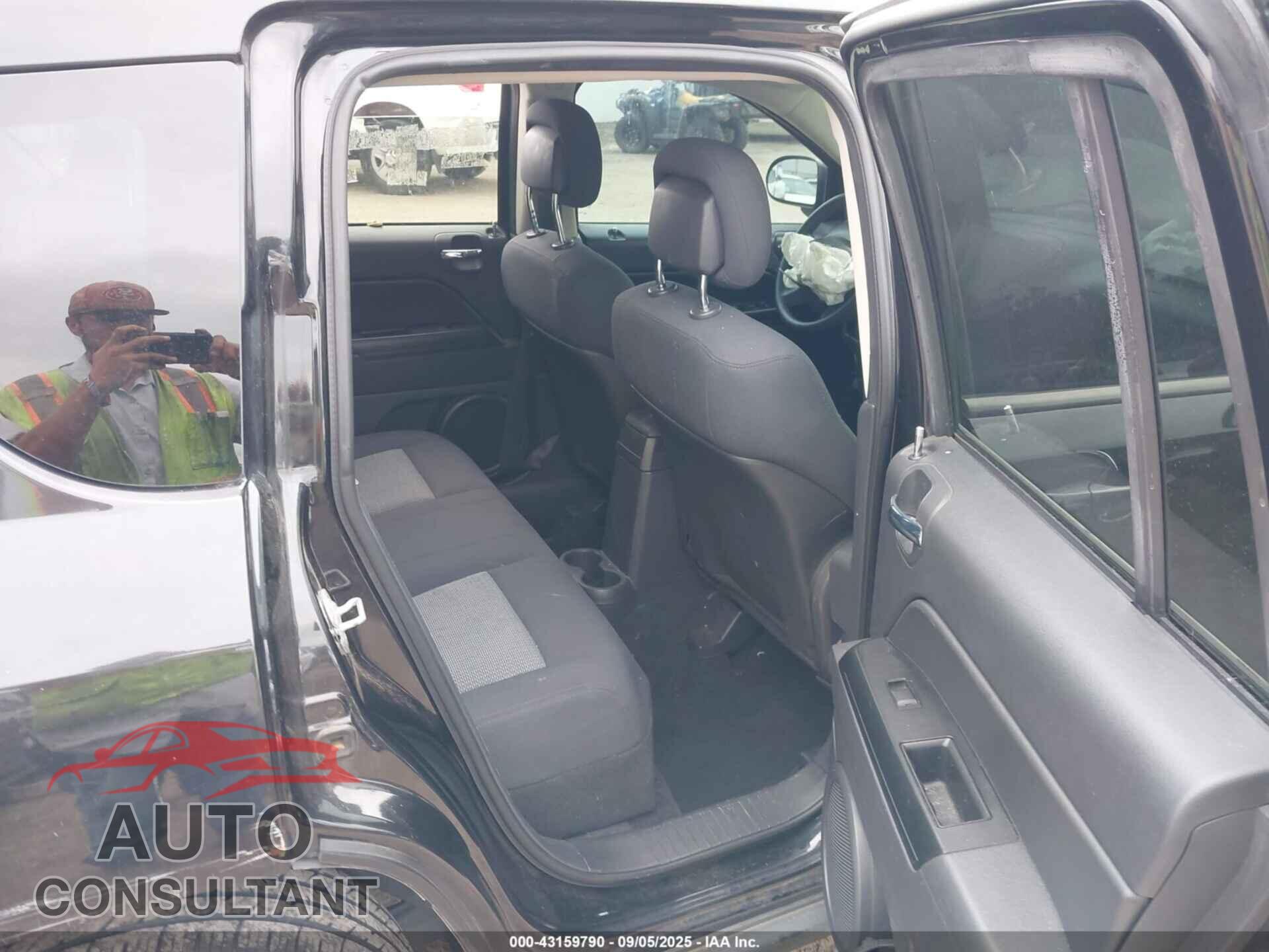 JEEP COMPASS 2010 - 1J4NT4FA6AD526190