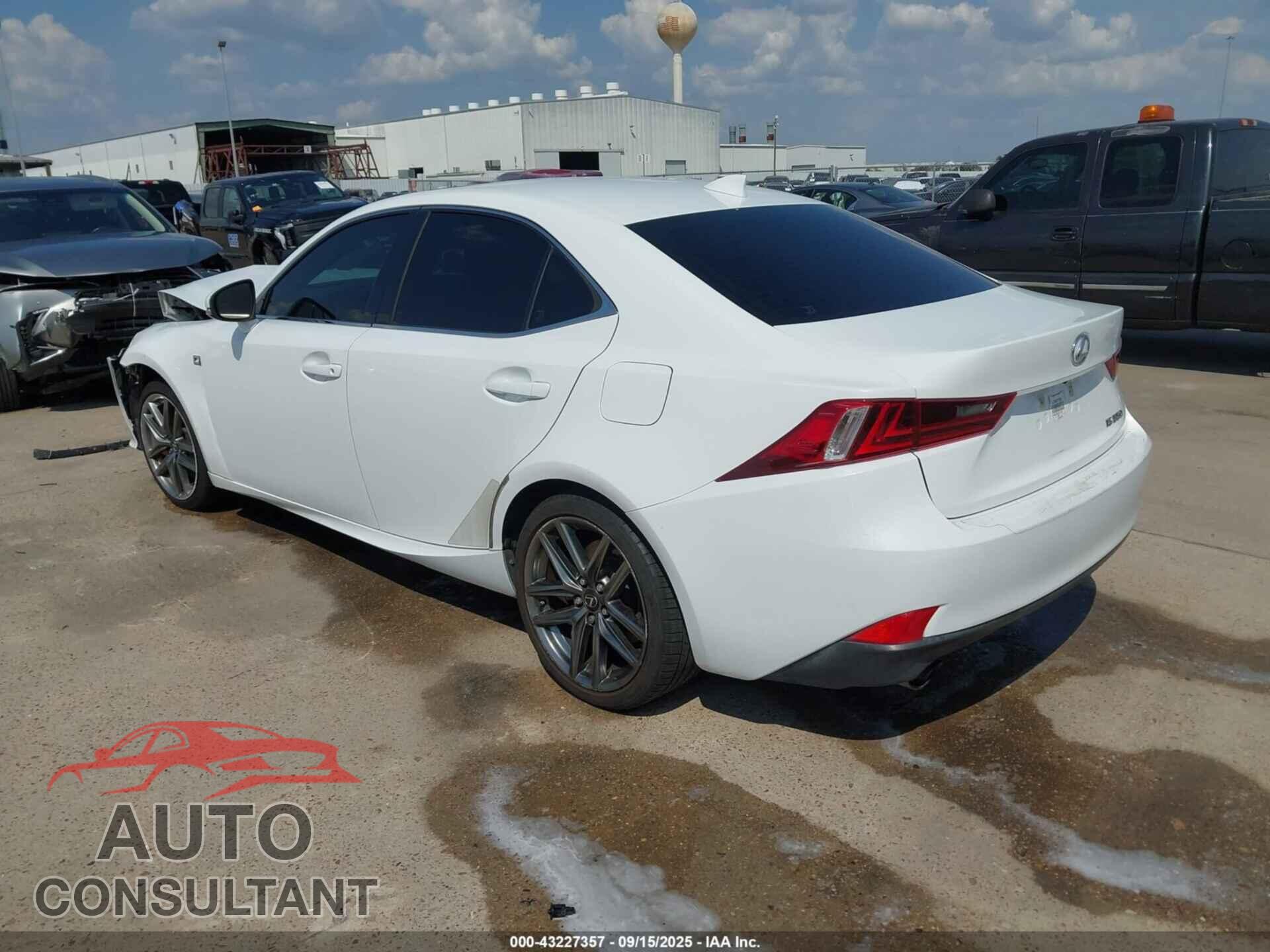 LEXUS IS 350 2014 - JTHBE1D24E5012060